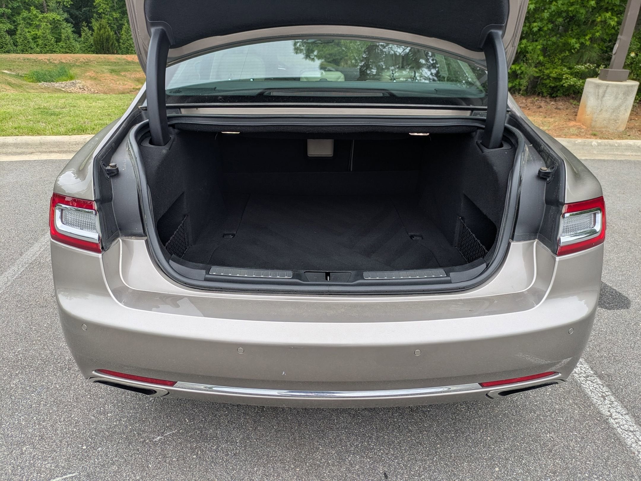 2019 Lincoln Continental Reserve