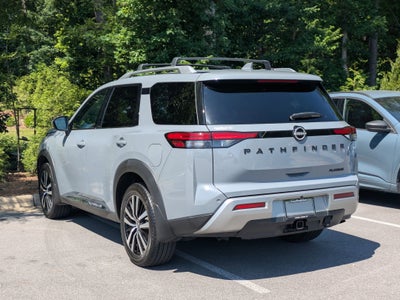2024 Nissan Pathfinder Platinum