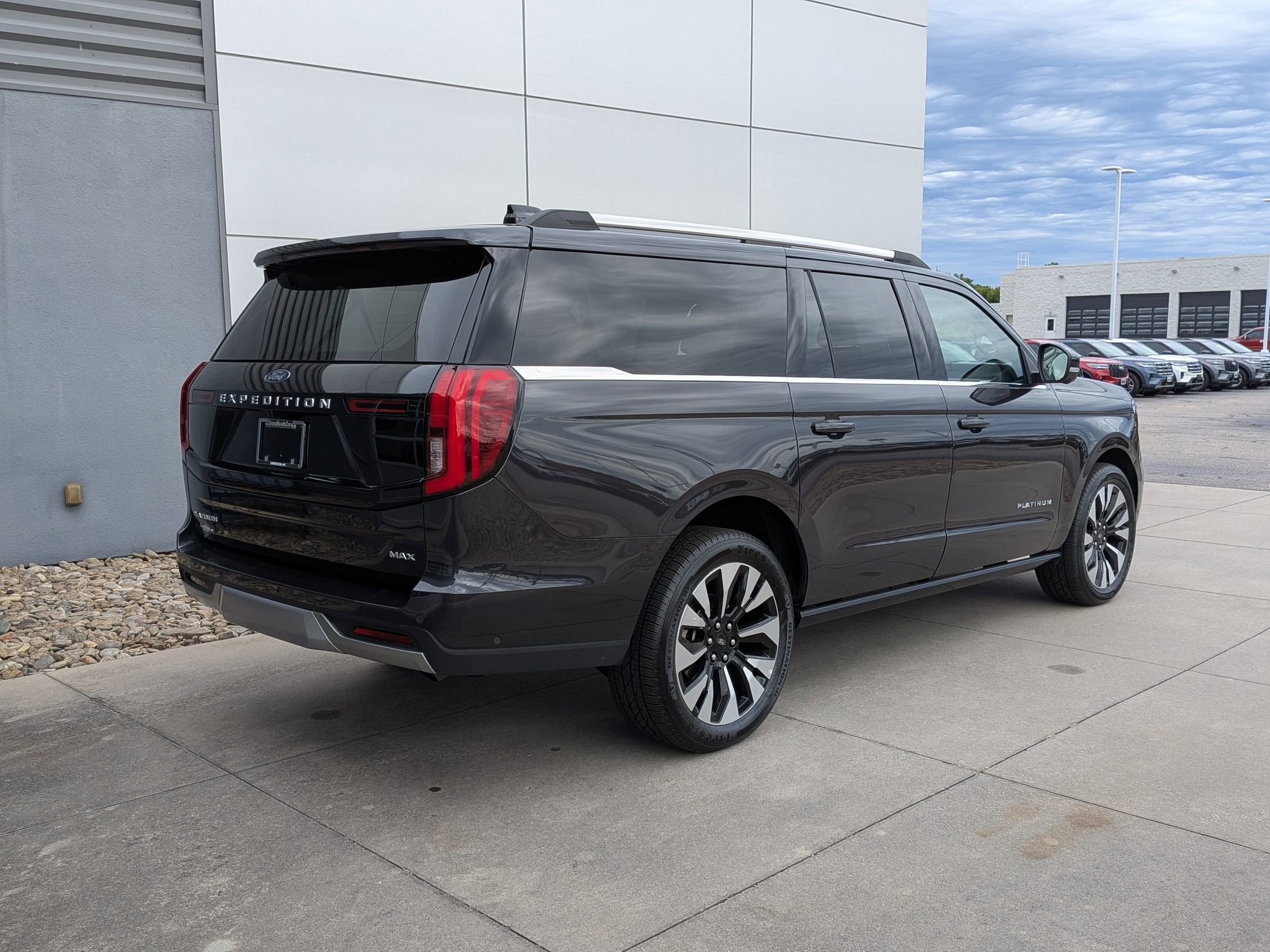 2025 Ford Expedition Max Platinum