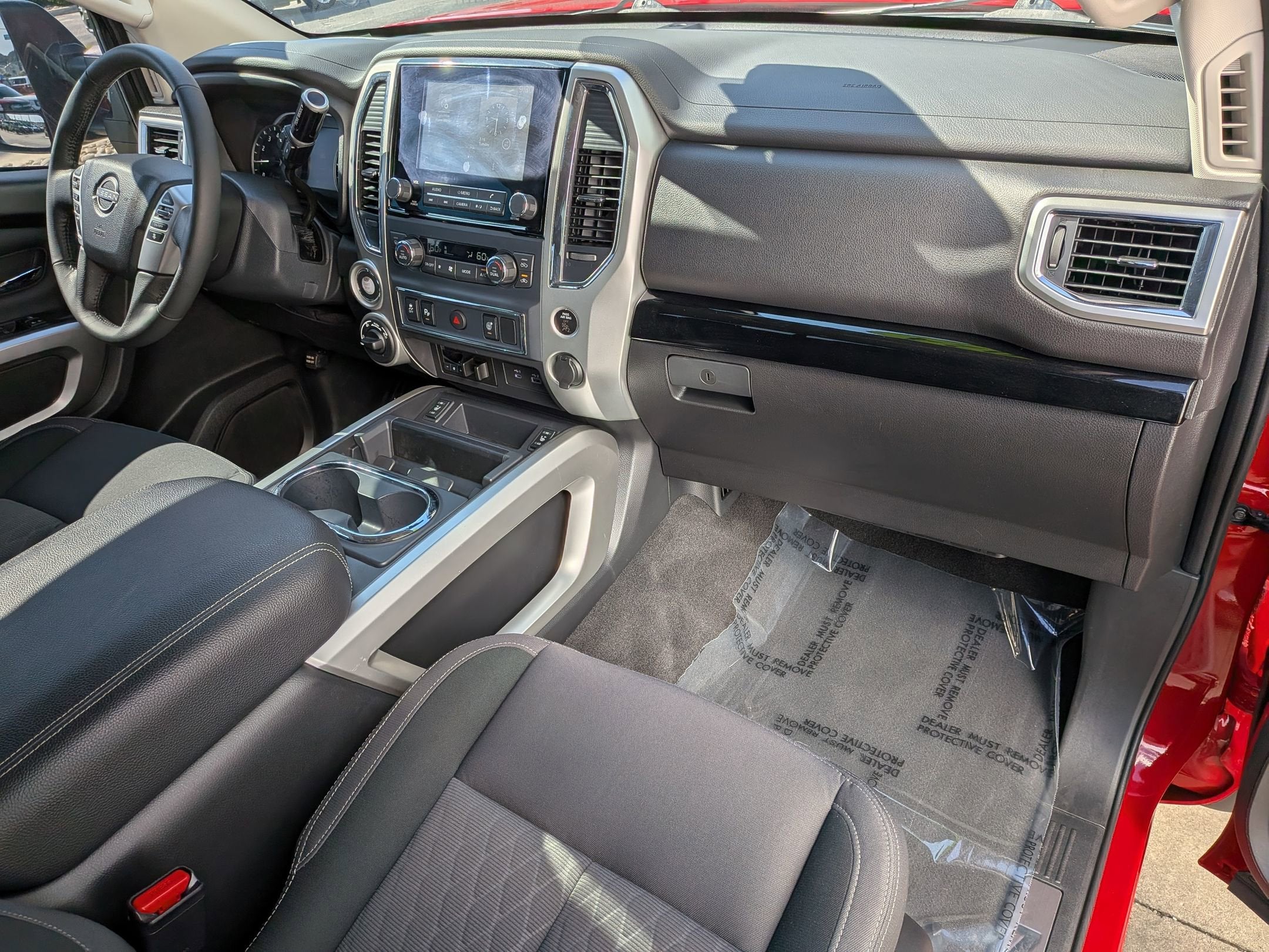 2024 Nissan Titan SV