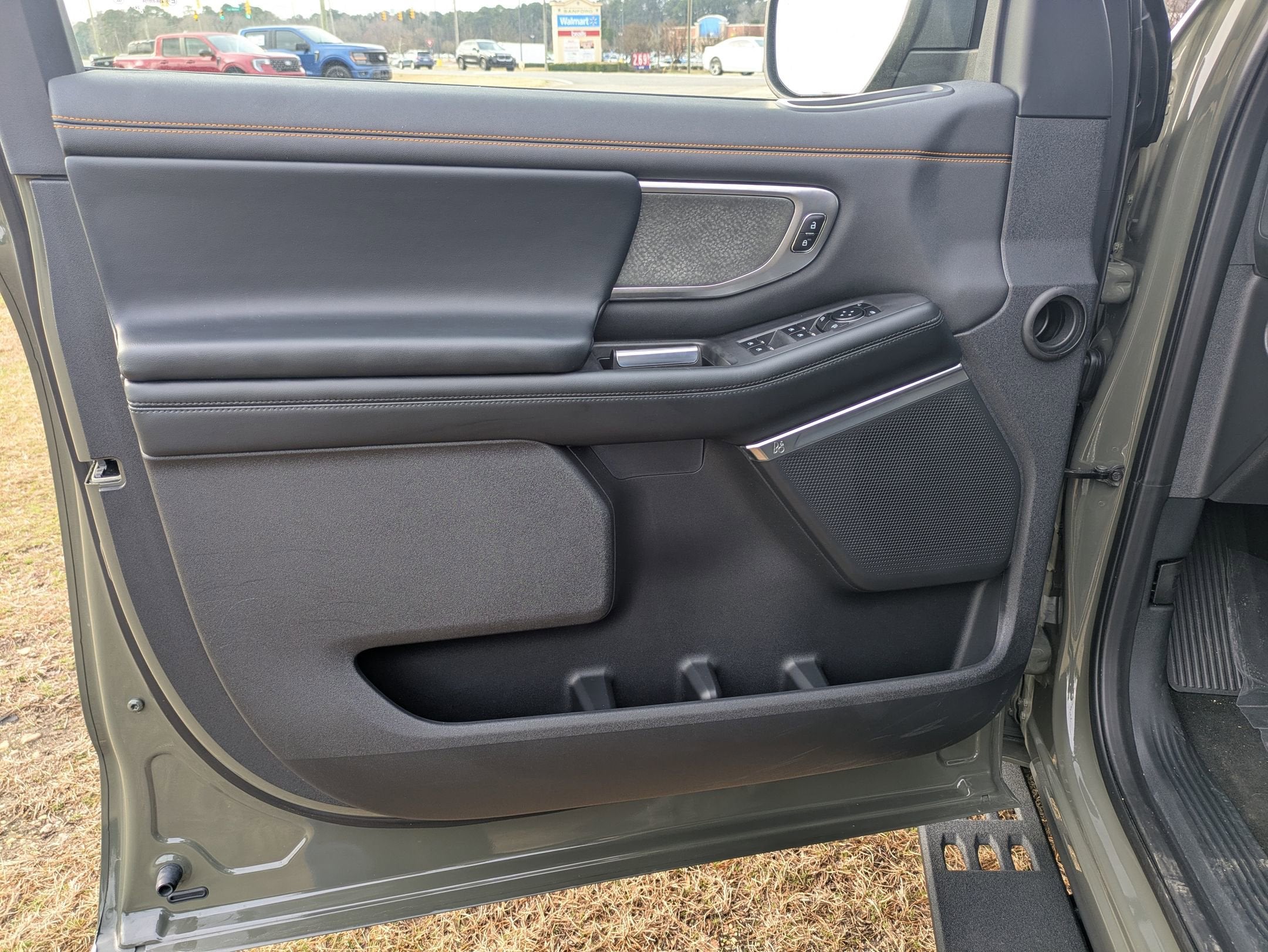 2025 Ford Expedition Tremor