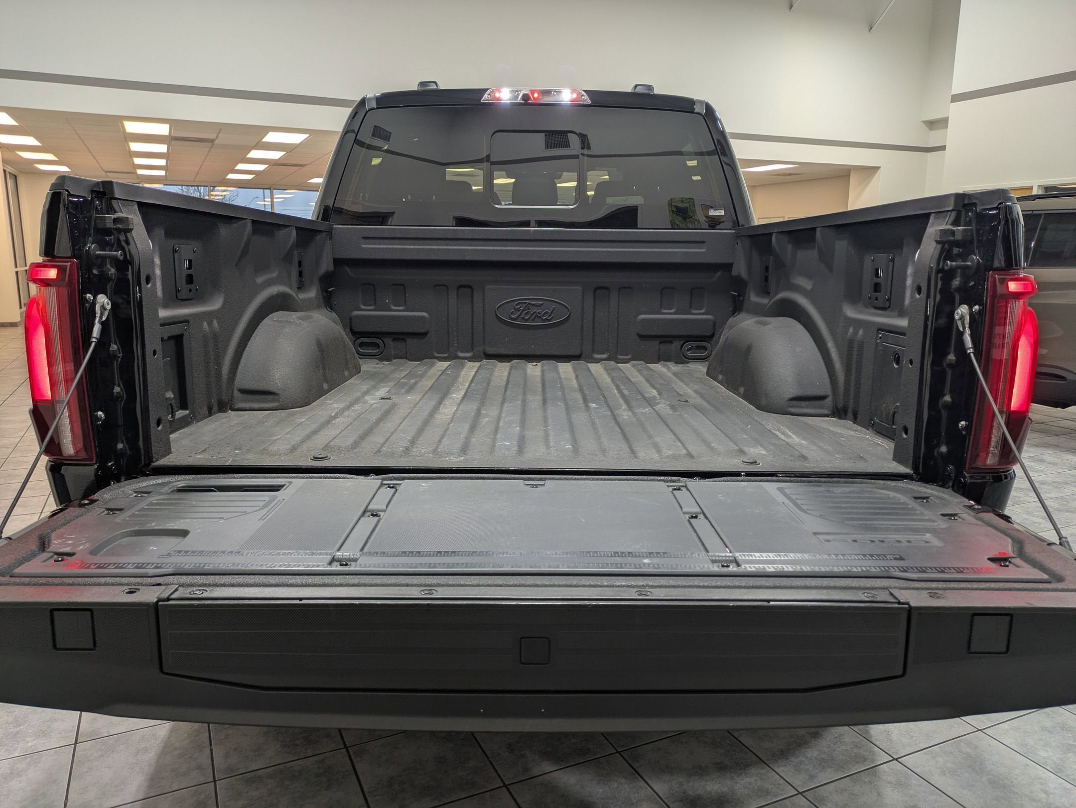 2024 Ford F-150 Raptor R