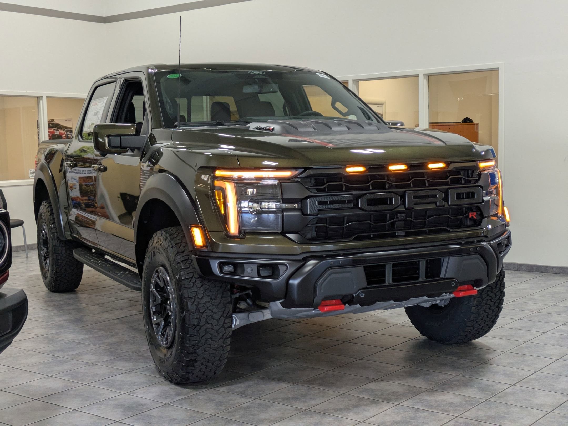 2025 Ford F-150 Raptor R