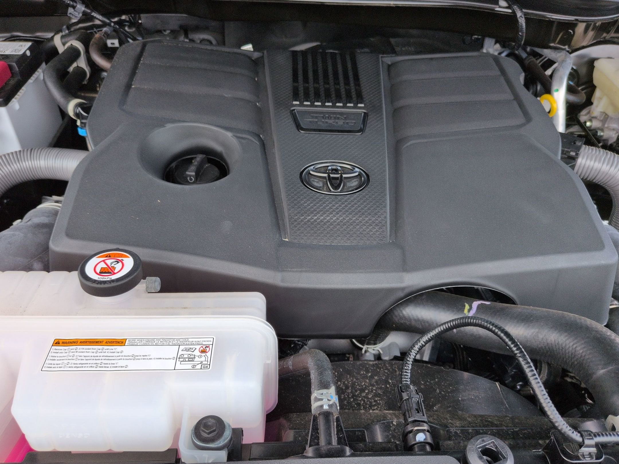 2025 Toyota Tundra 4WD SR5