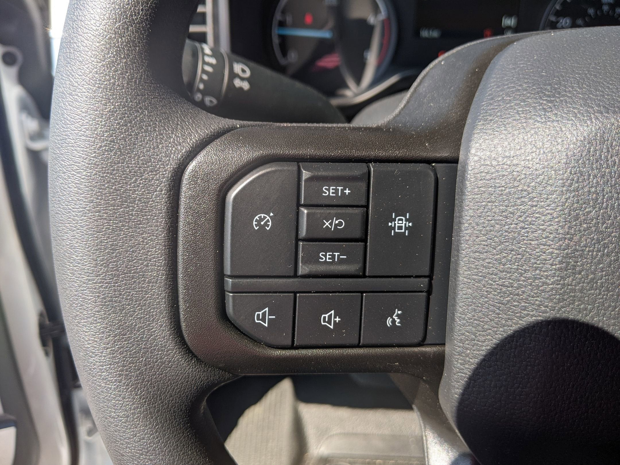 2025 Ford Super Duty F-350 DRW XL