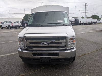 2026 Ford E-Series Cutaway Base