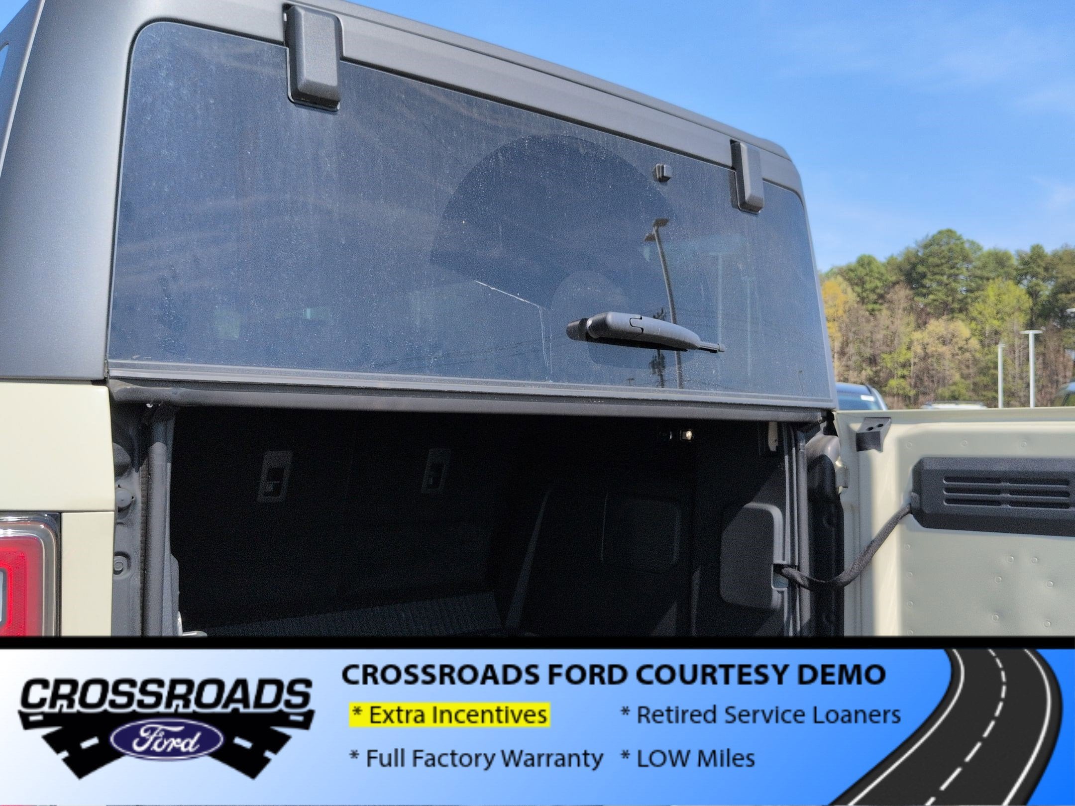 2025 Ford Bronco Outer Banks - Crossroads Courtesy Demo