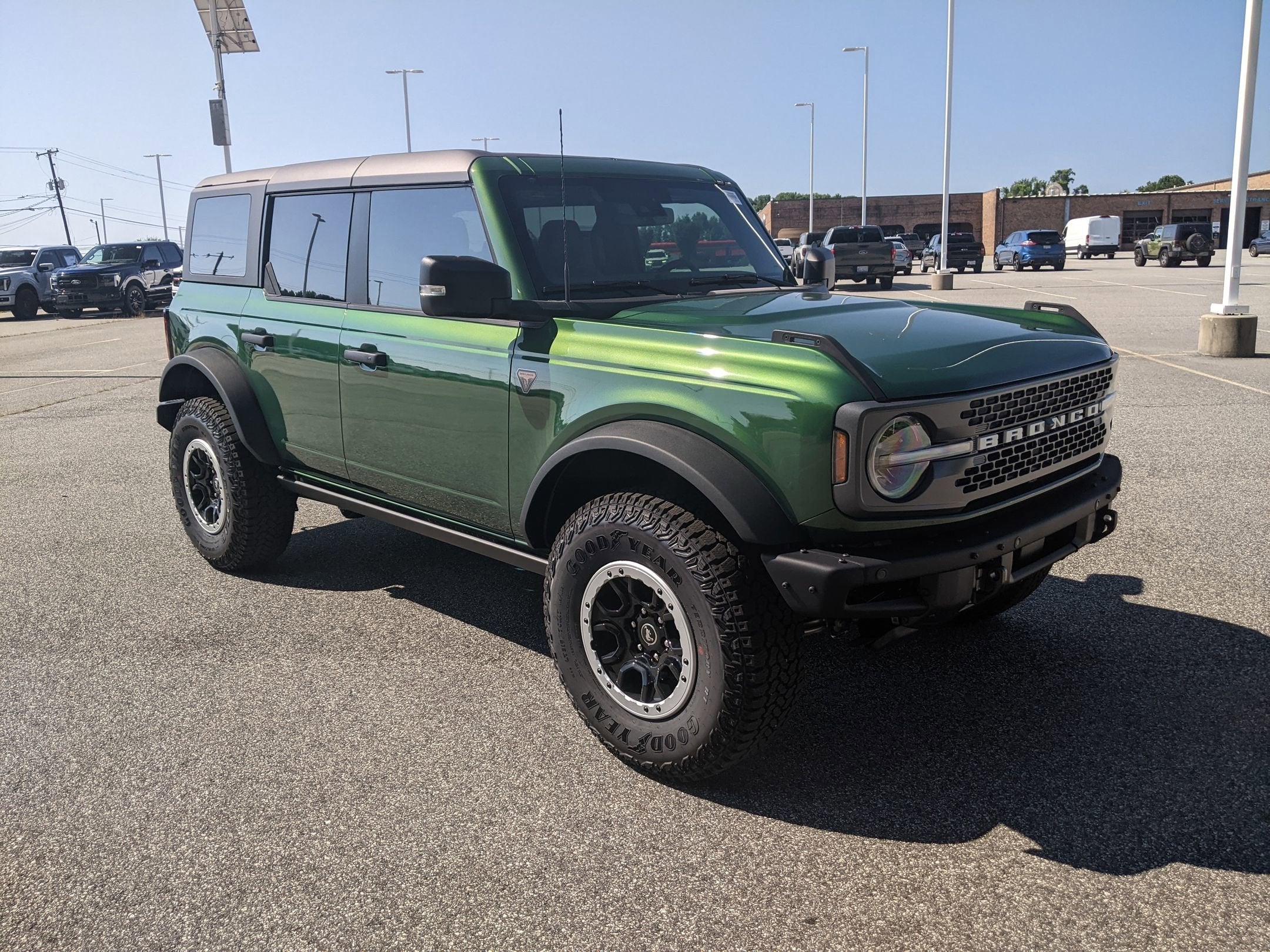 2025 Ford Bronco Badlands