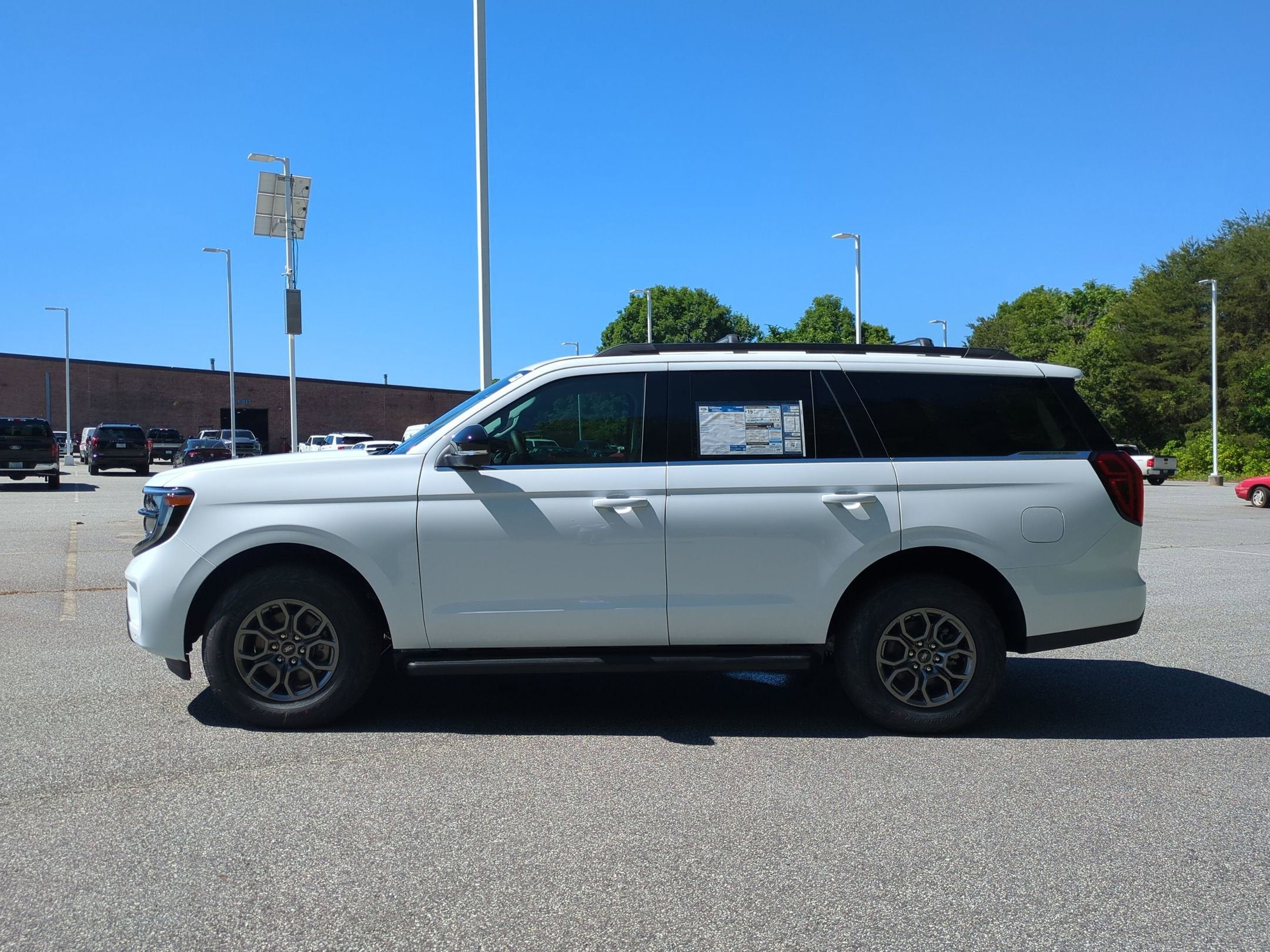 2026 Ford Expedition Active