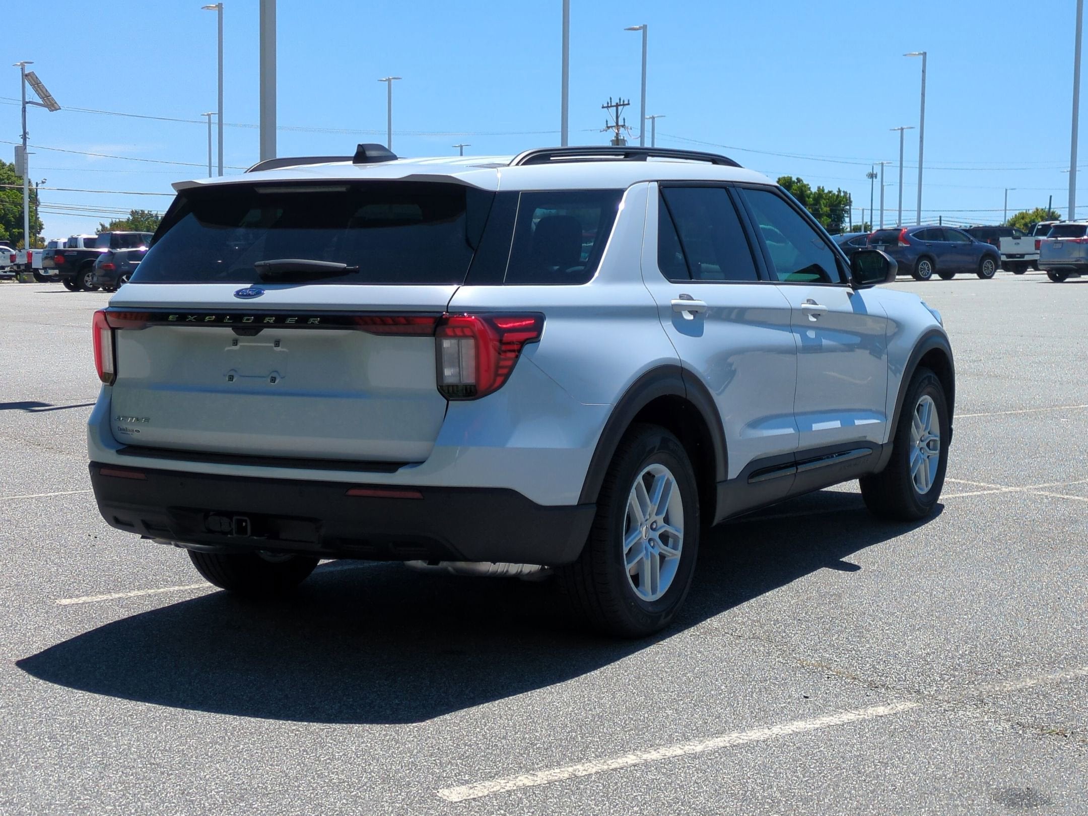 2026 Ford Explorer Active w/200A Pkg