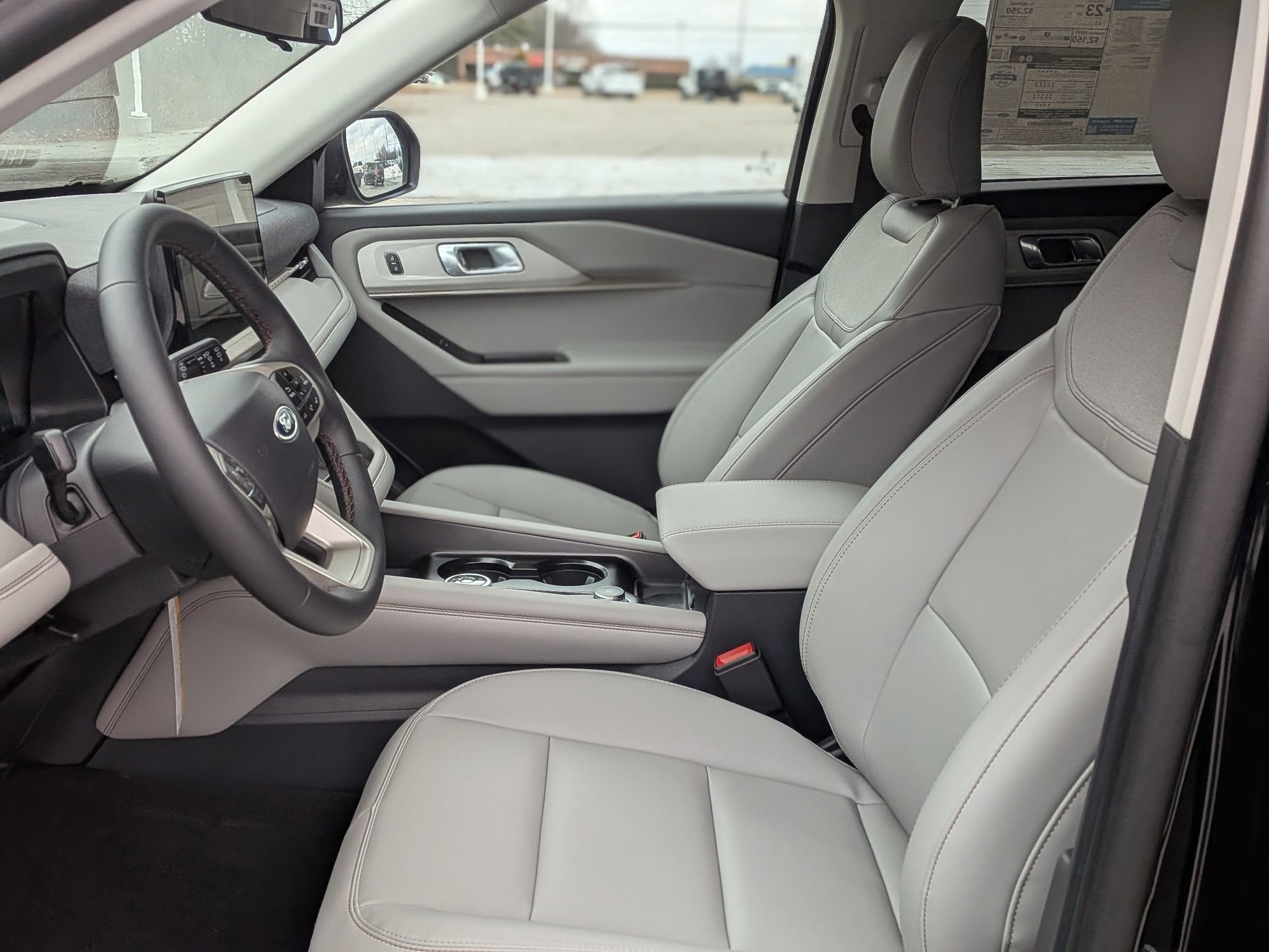 2026 Ford Explorer Active w/200A Pkg