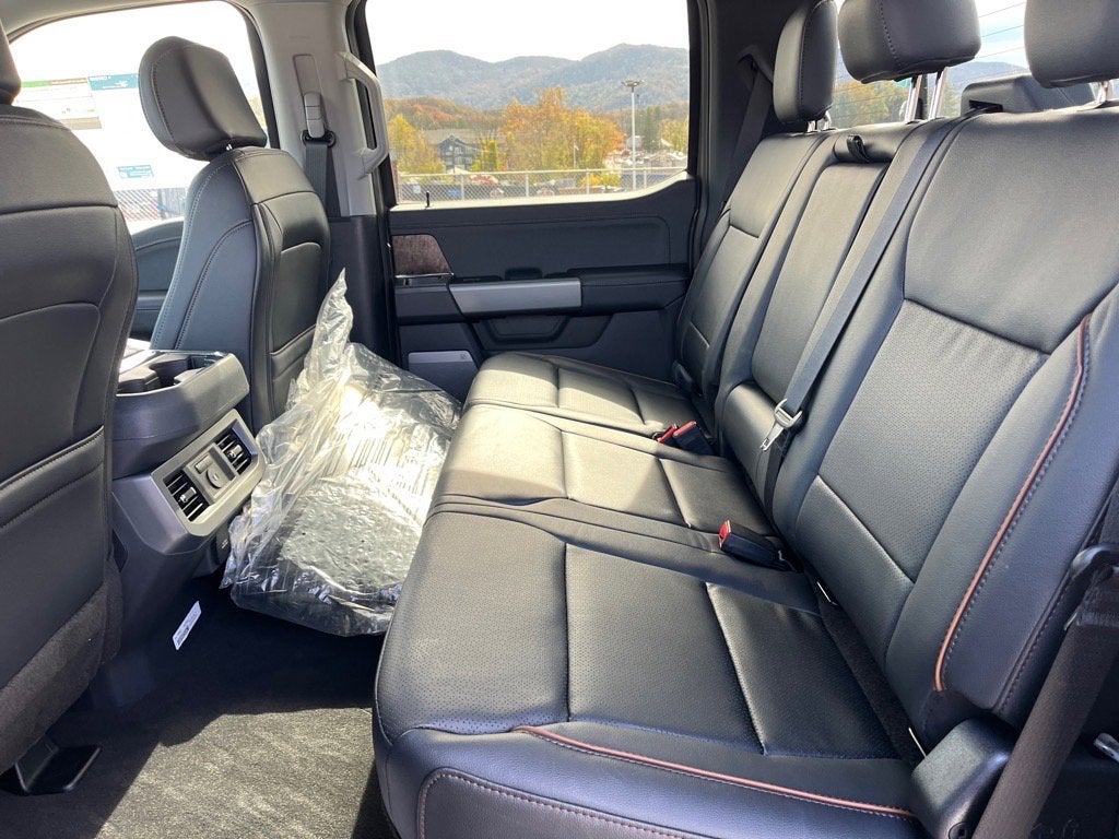 2026 Ford Super Duty F-250 SRW LARIAT TREMOR