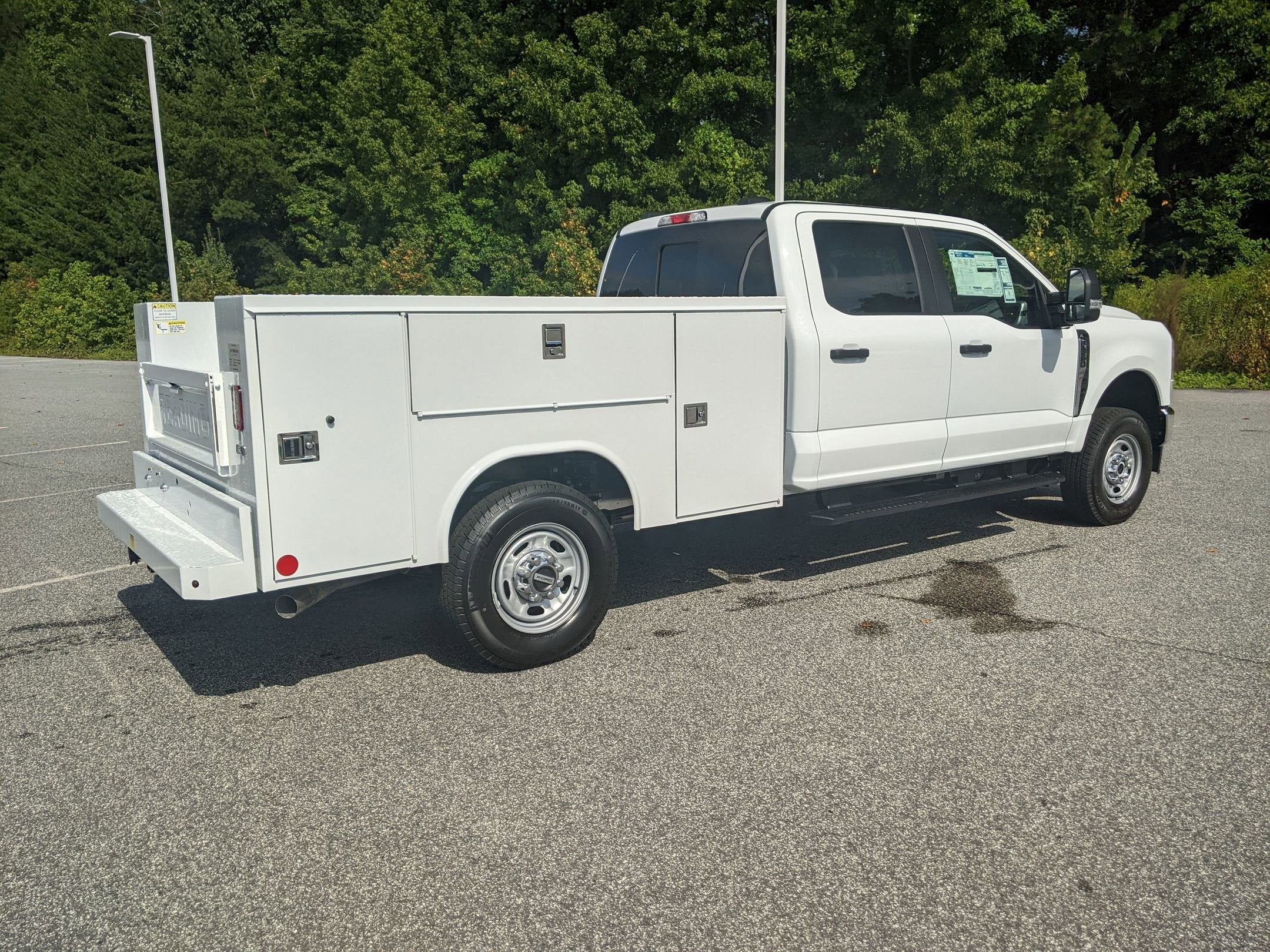 2025 Ford Super Duty F-350 SRW XL