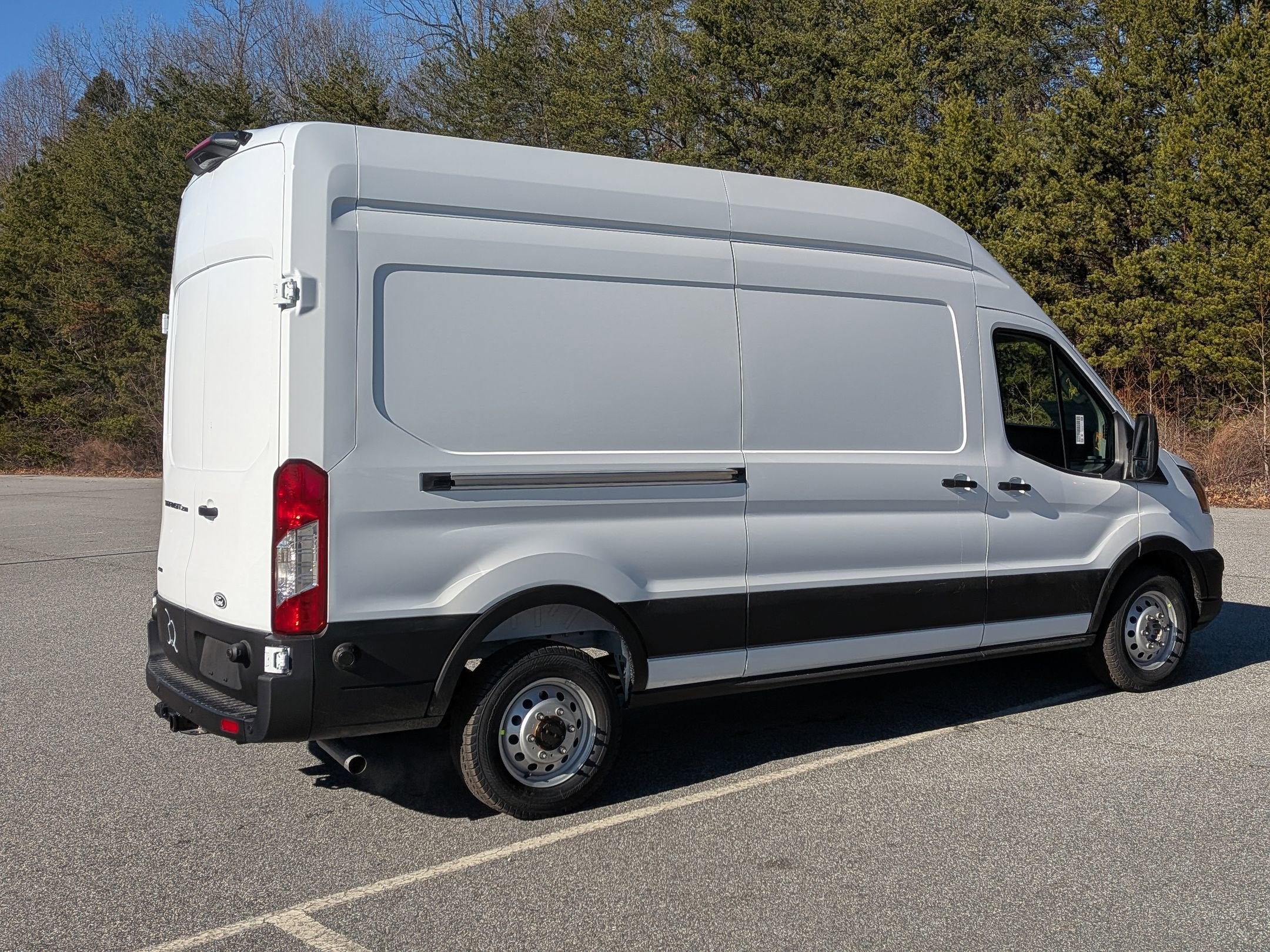 2026 Ford Transit Cargo Van Base