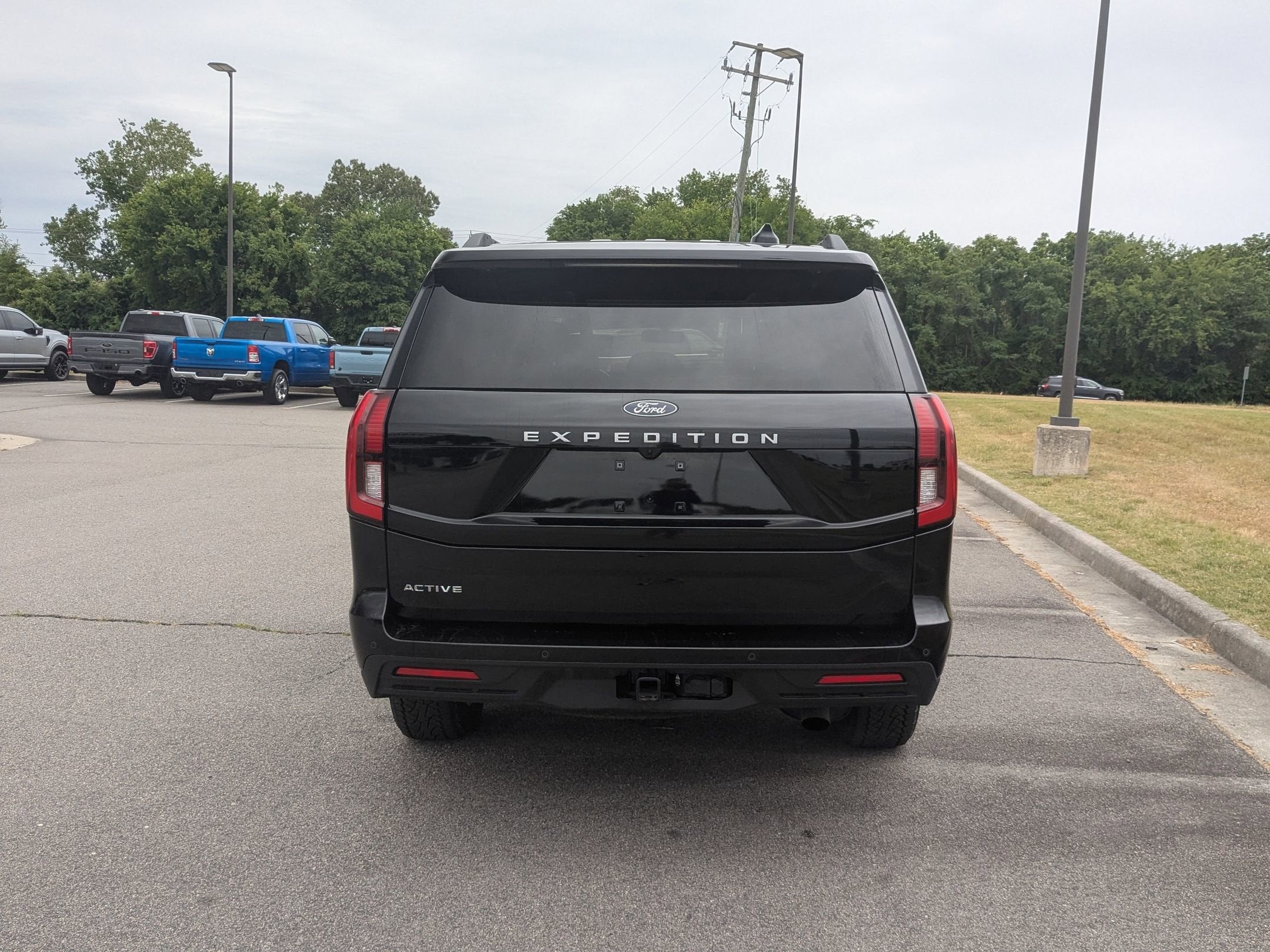 2025 Ford Expedition Active
