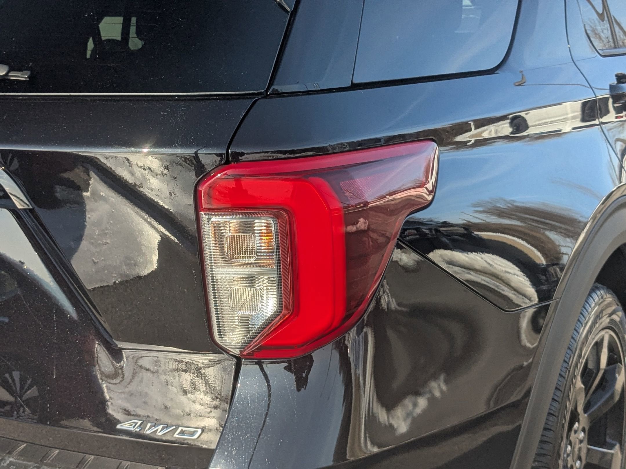 2022 Ford Explorer ST-Line