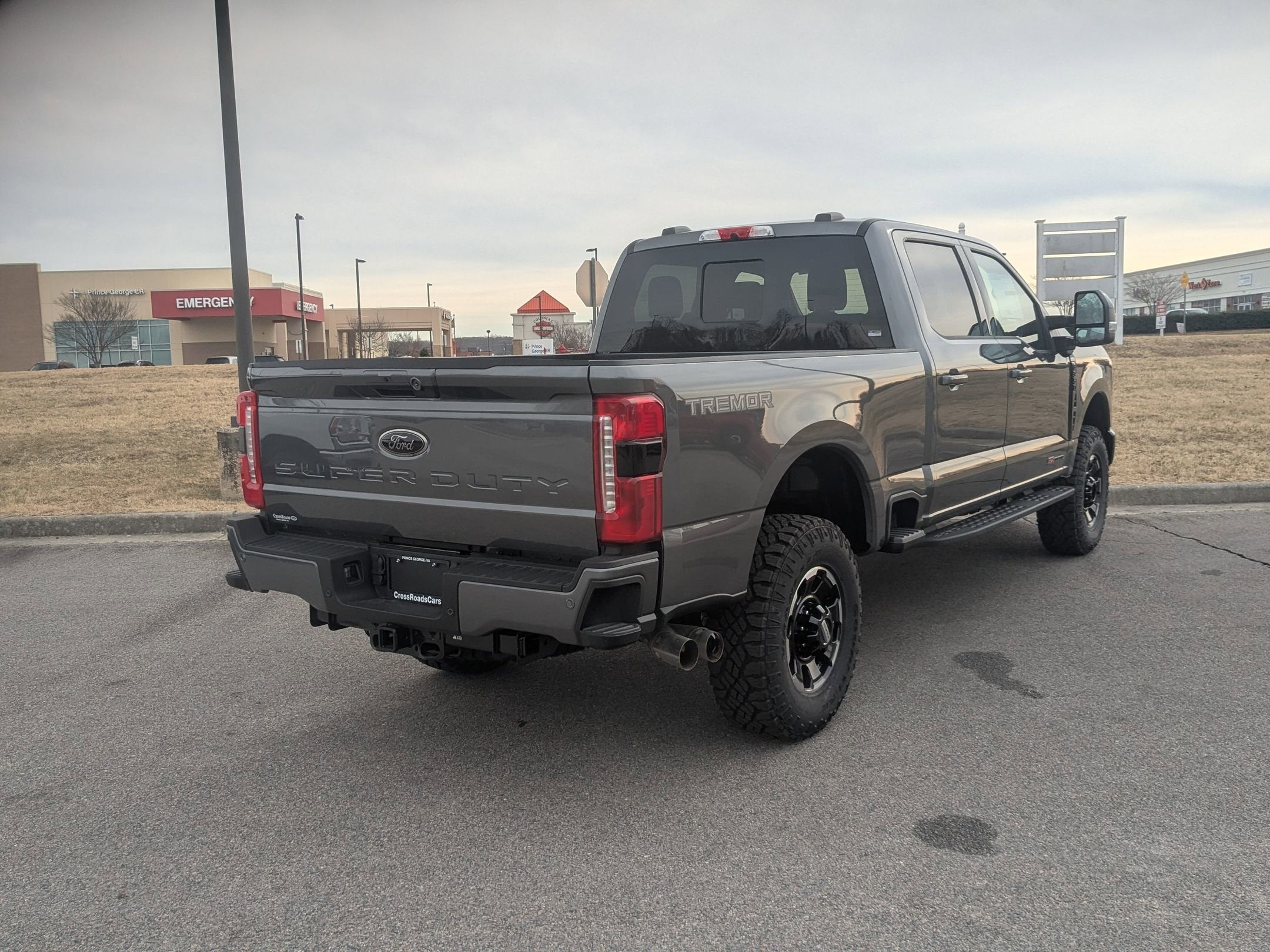 2025 Ford Super Duty F-350 SRW LARIAT