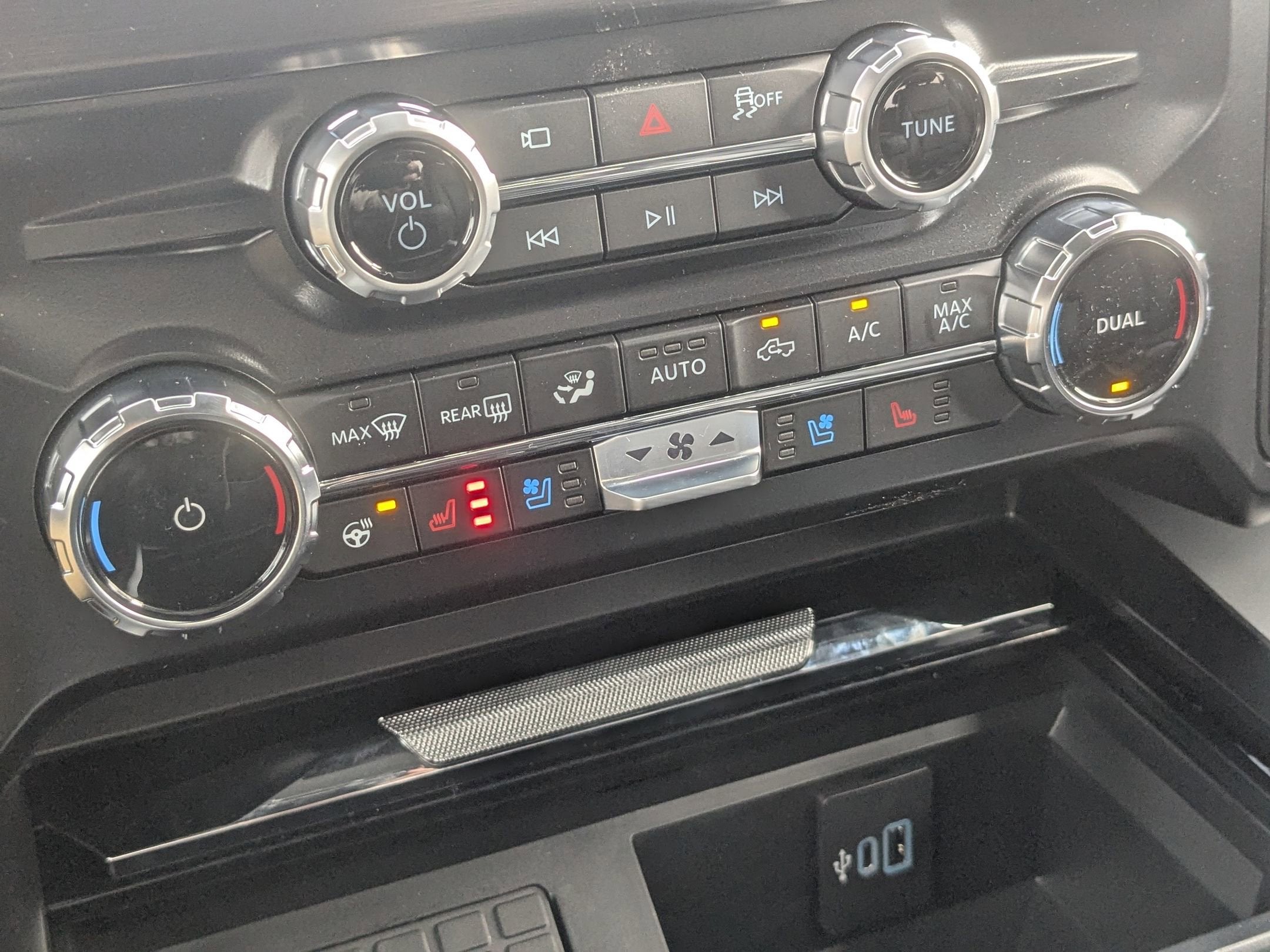 2025 Ford Super Duty F-350 SRW LARIAT