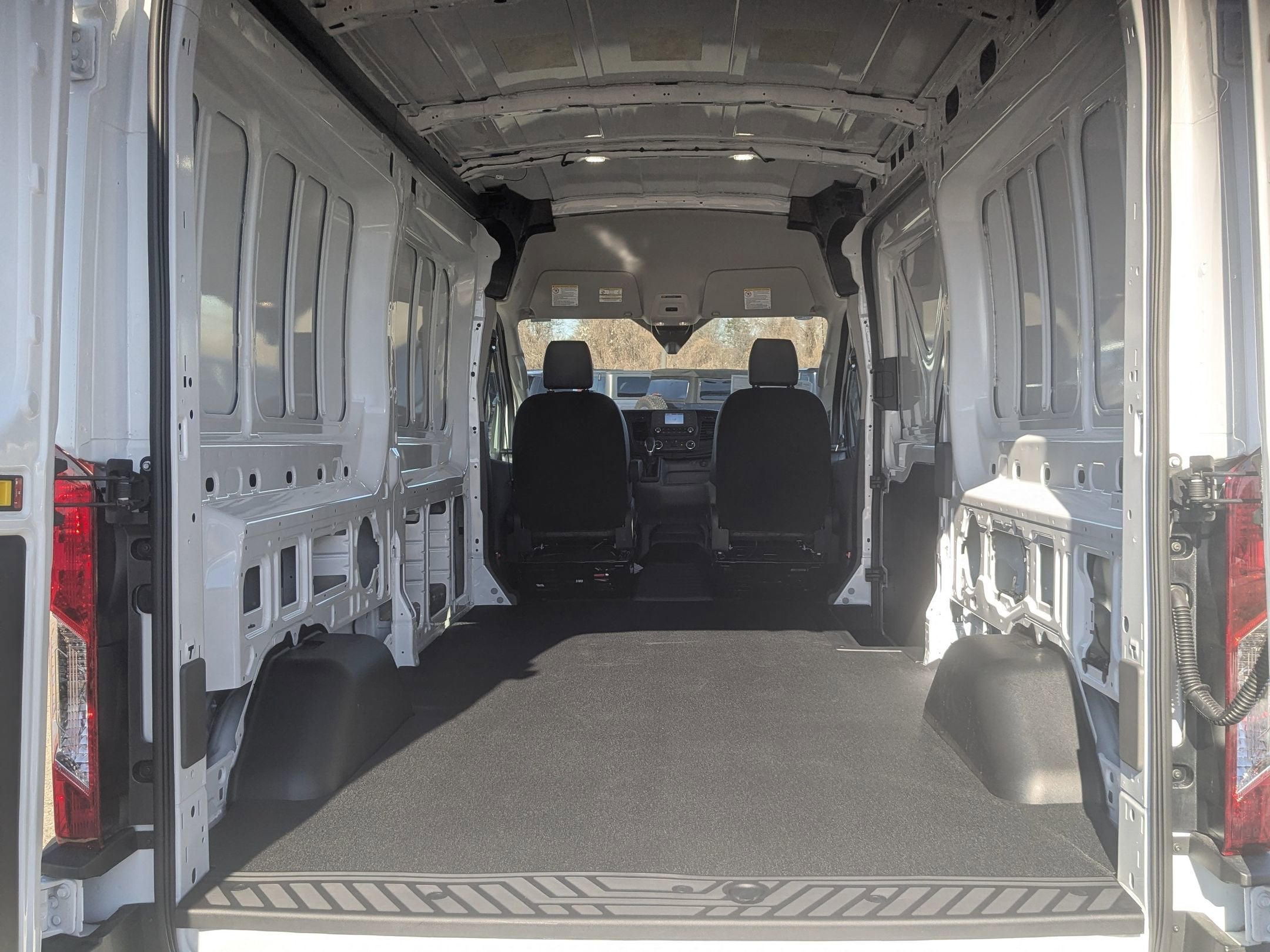 2025 Ford Transit Cargo Van Base