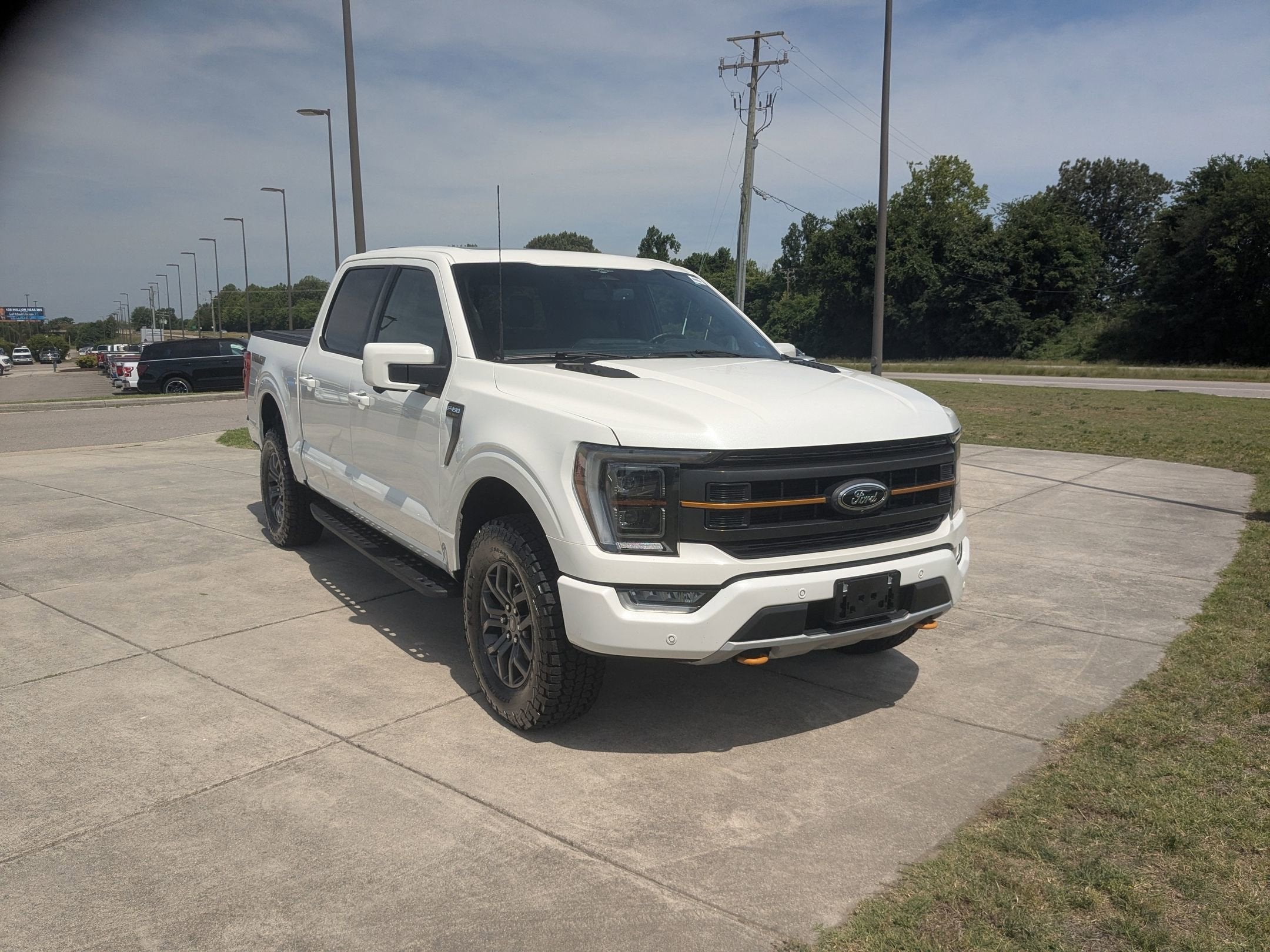 2023 Ford F-150 Tremor 4x4 SuperCrew 5-1/2 Box's photo