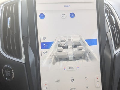 2022 Ford Edge SE