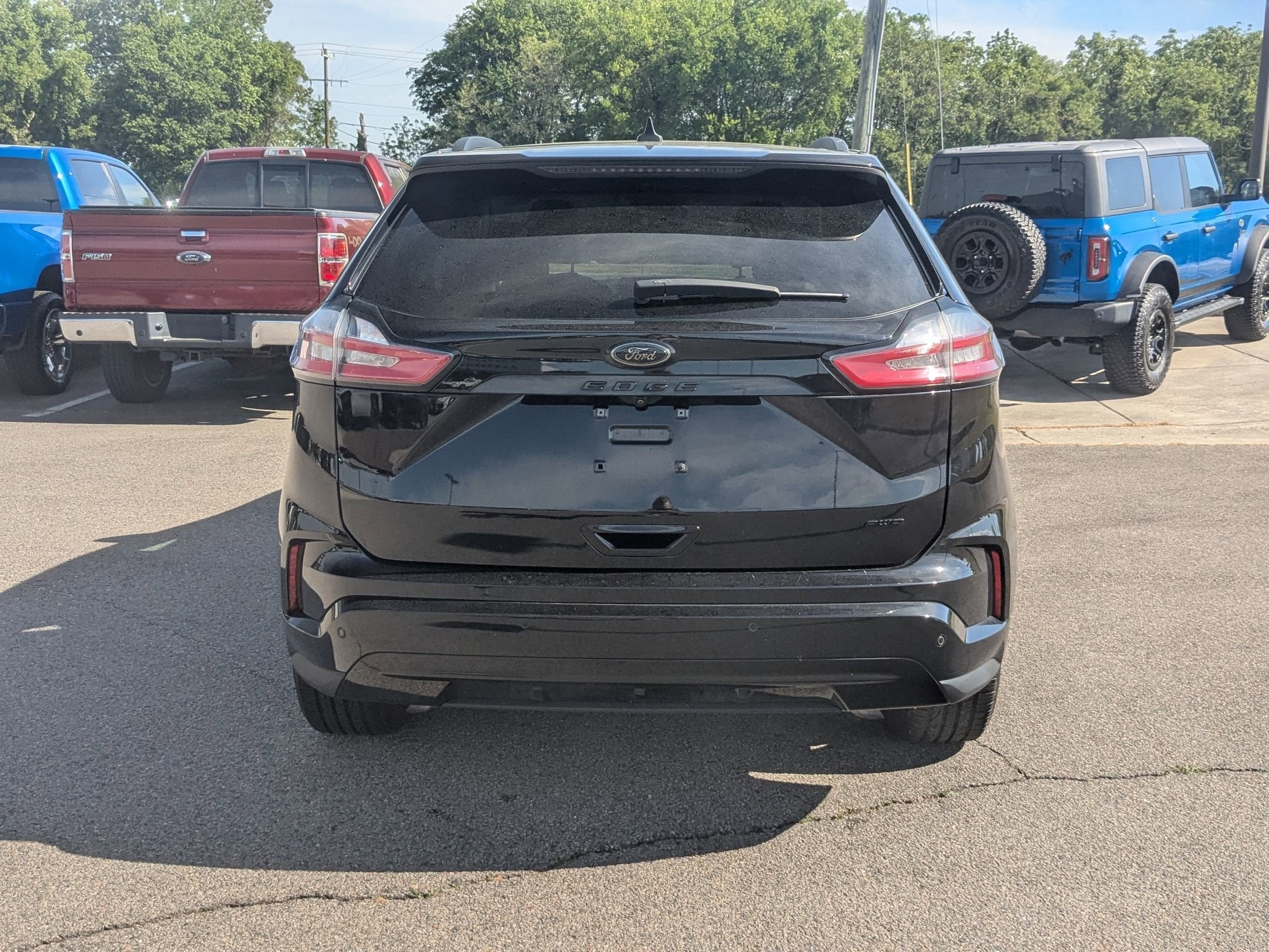2022 Ford Edge SE