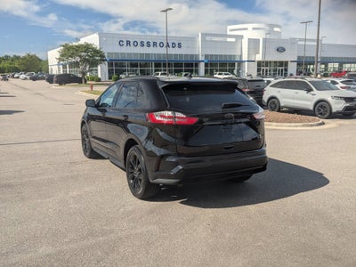 2022 Ford Edge SE