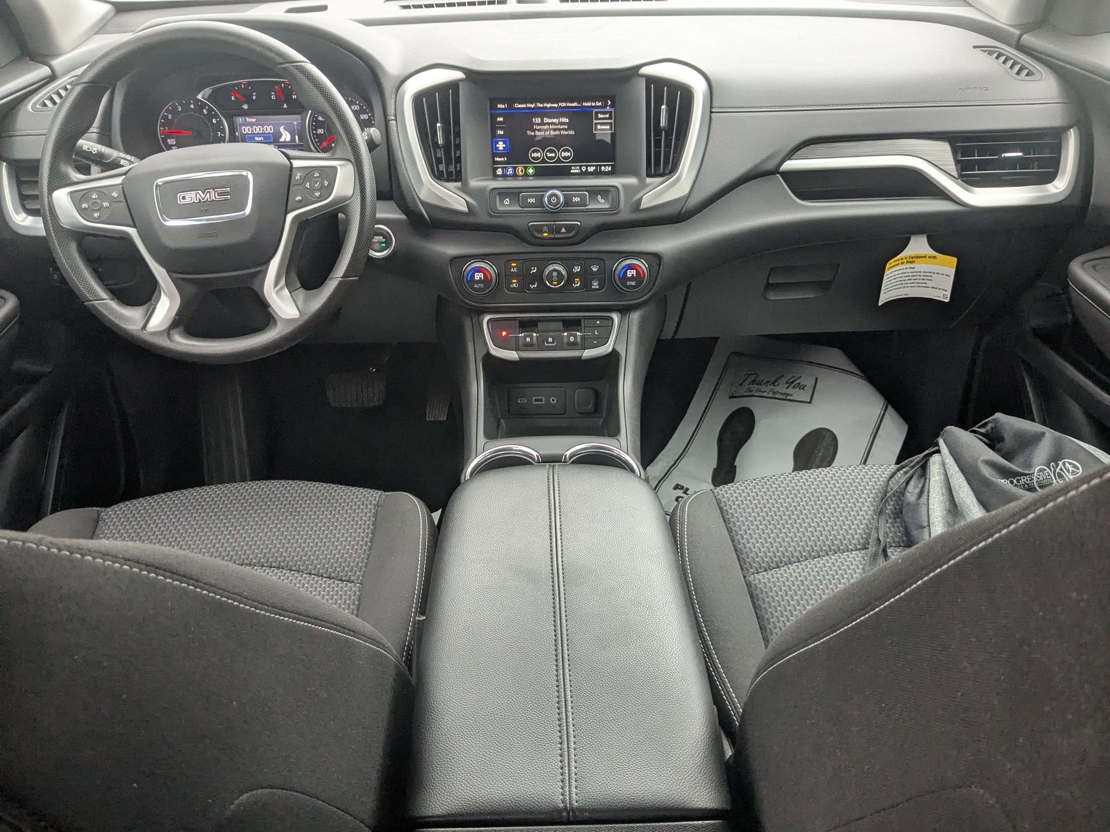 2023 GMC Terrain SLE