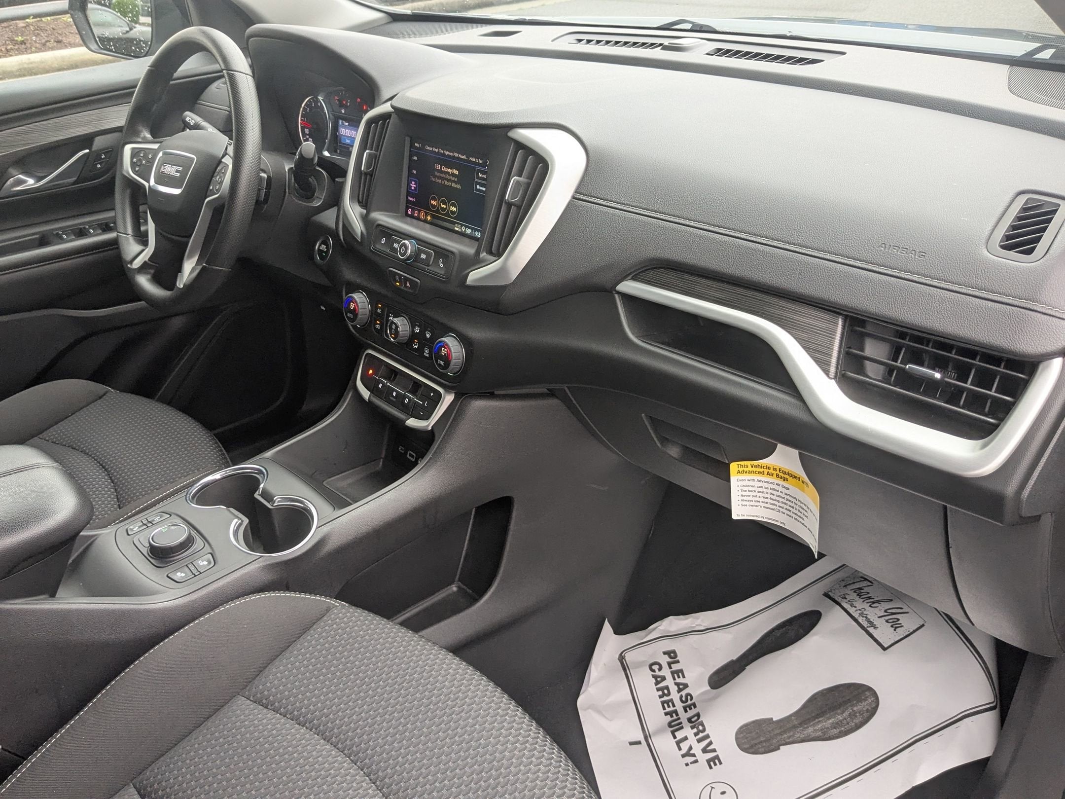 2023 GMC Terrain SLE