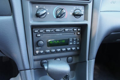 2003 Ford Mustang V6