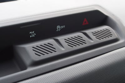 2025 Ford Bronco Base - Crossroads Courtesy Demo