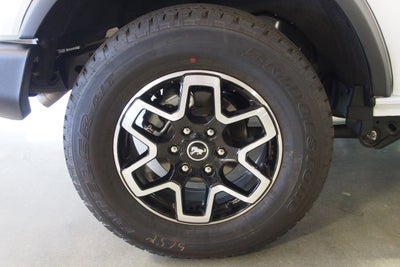 2025 Ford Bronco Base - Crossroads Courtesy Demo