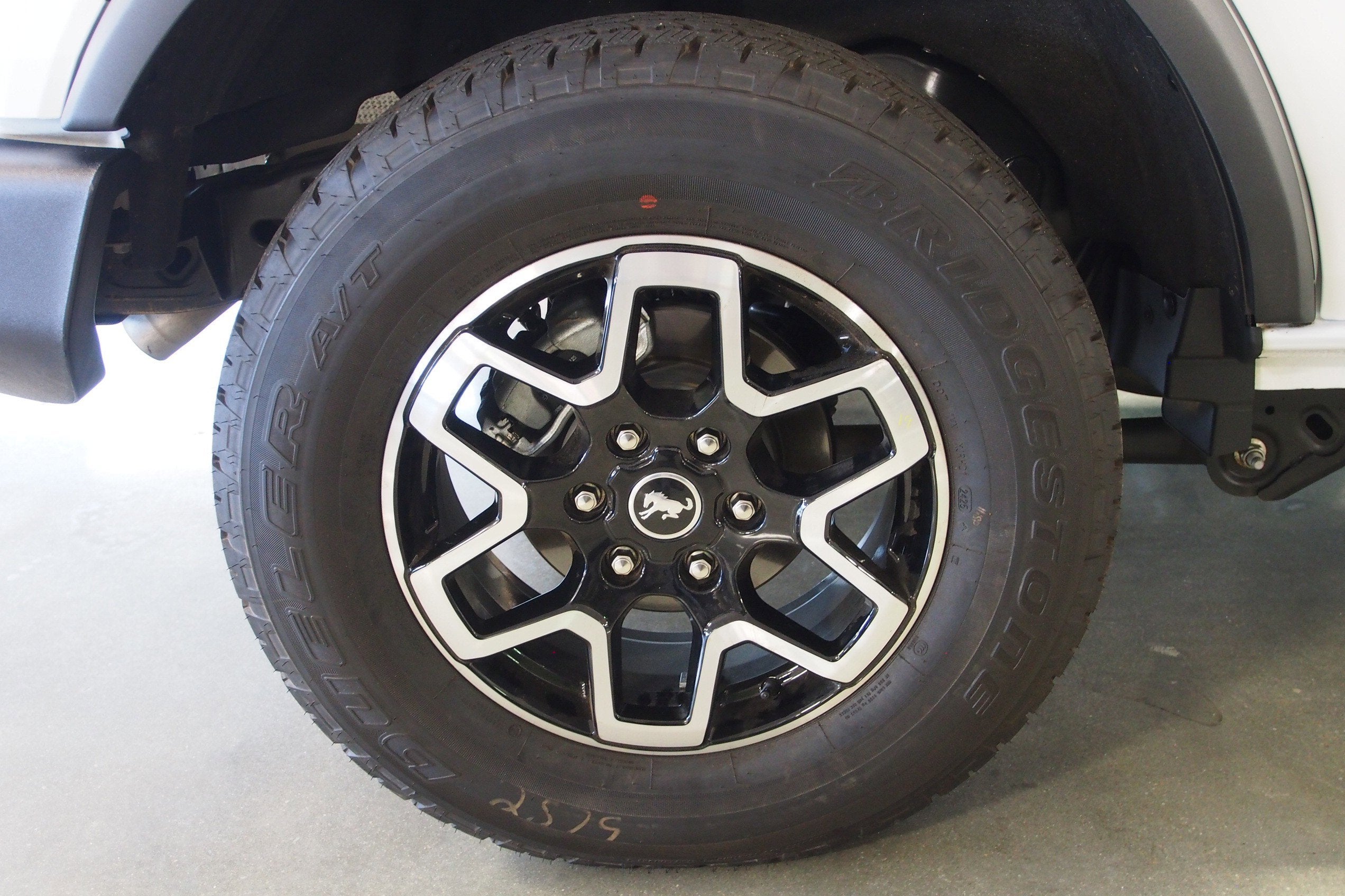 2025 Ford Bronco Base - Crossroads Courtesy Demo