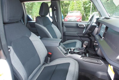 2025 Ford Bronco Base - Crossroads Courtesy Demo