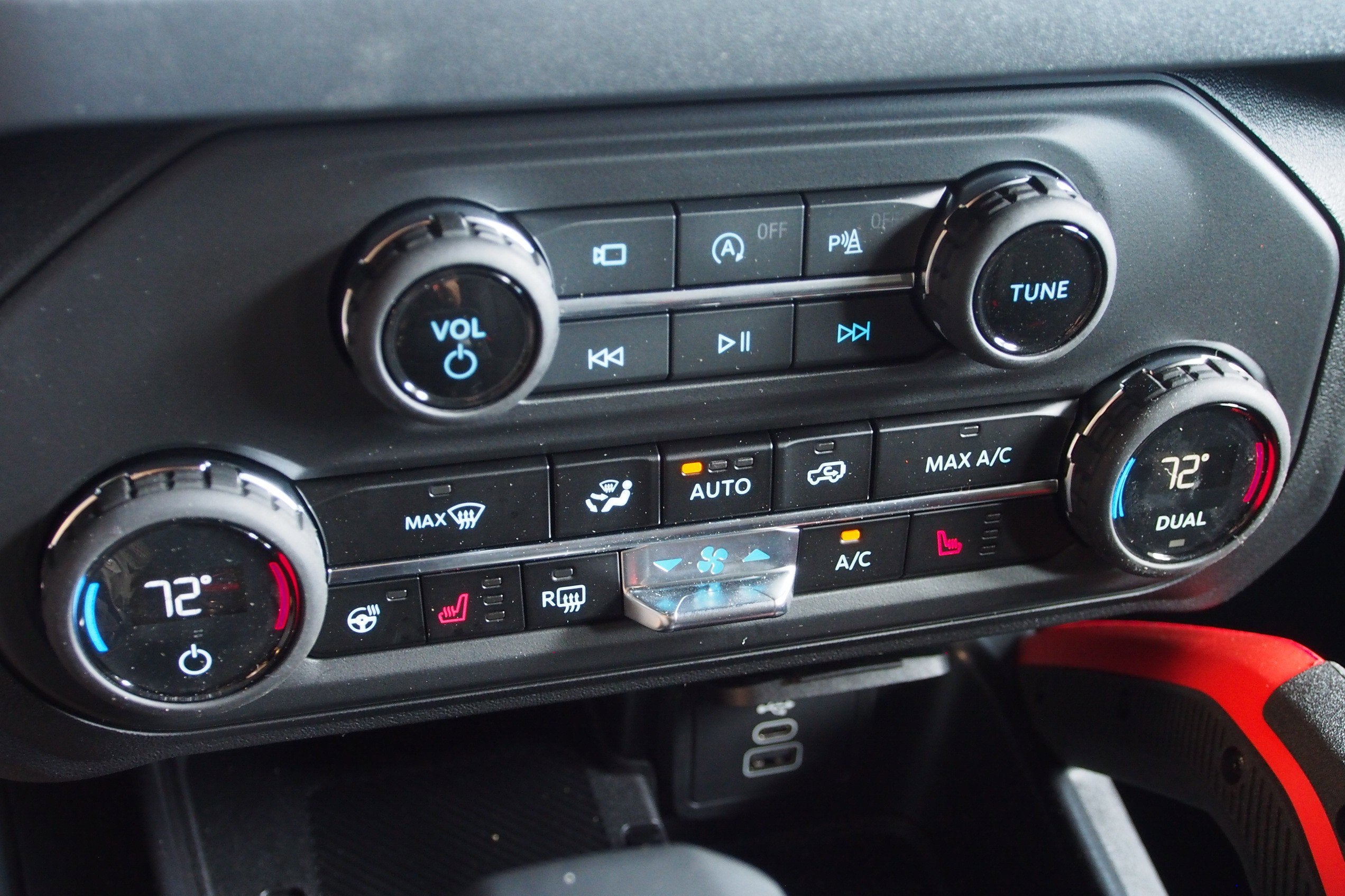 2026 Ford Bronco Stroppe Edition