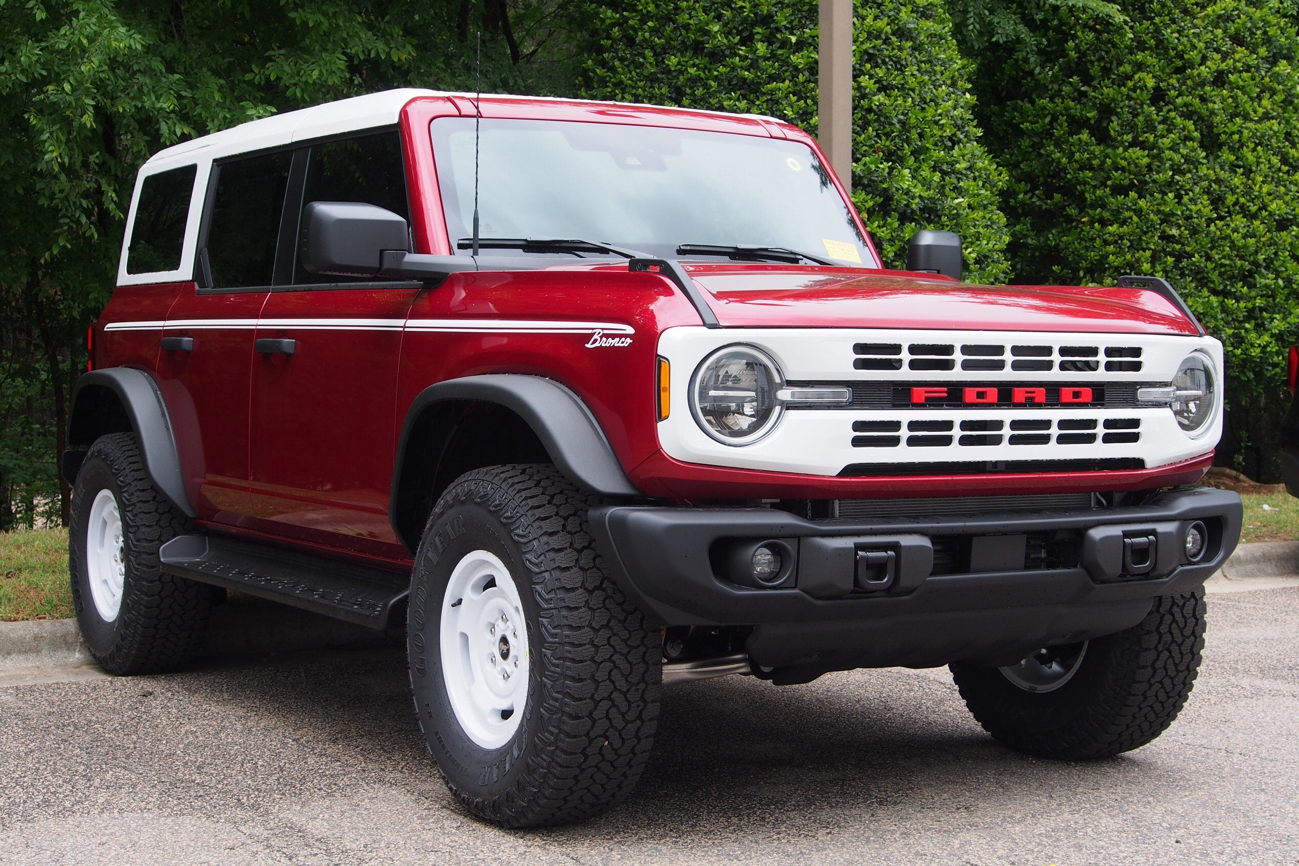 2026 Ford Bronco Heritage Edition