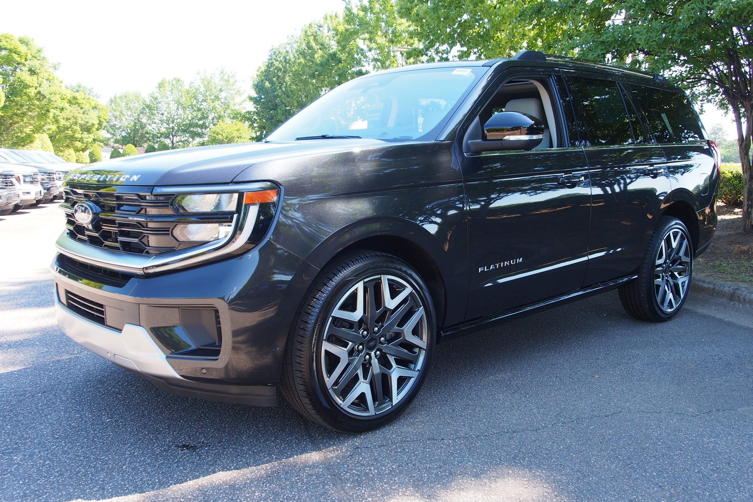 2025 Ford Expedition Platinum