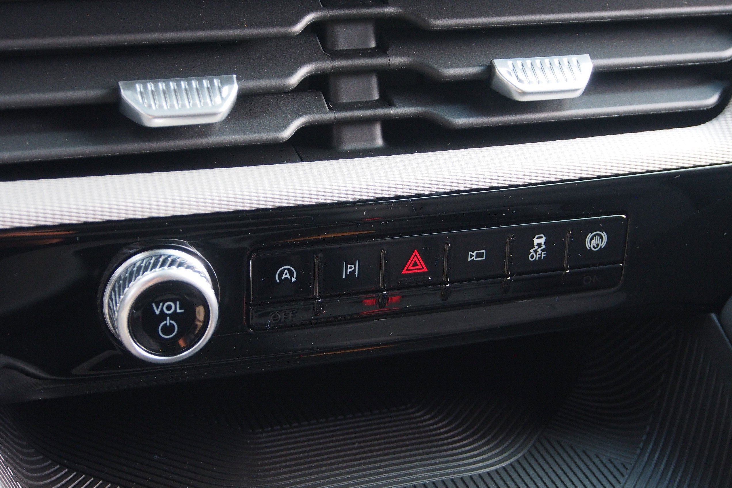 2026 Ford Explorer Active - Crossroads Courtesy Demo