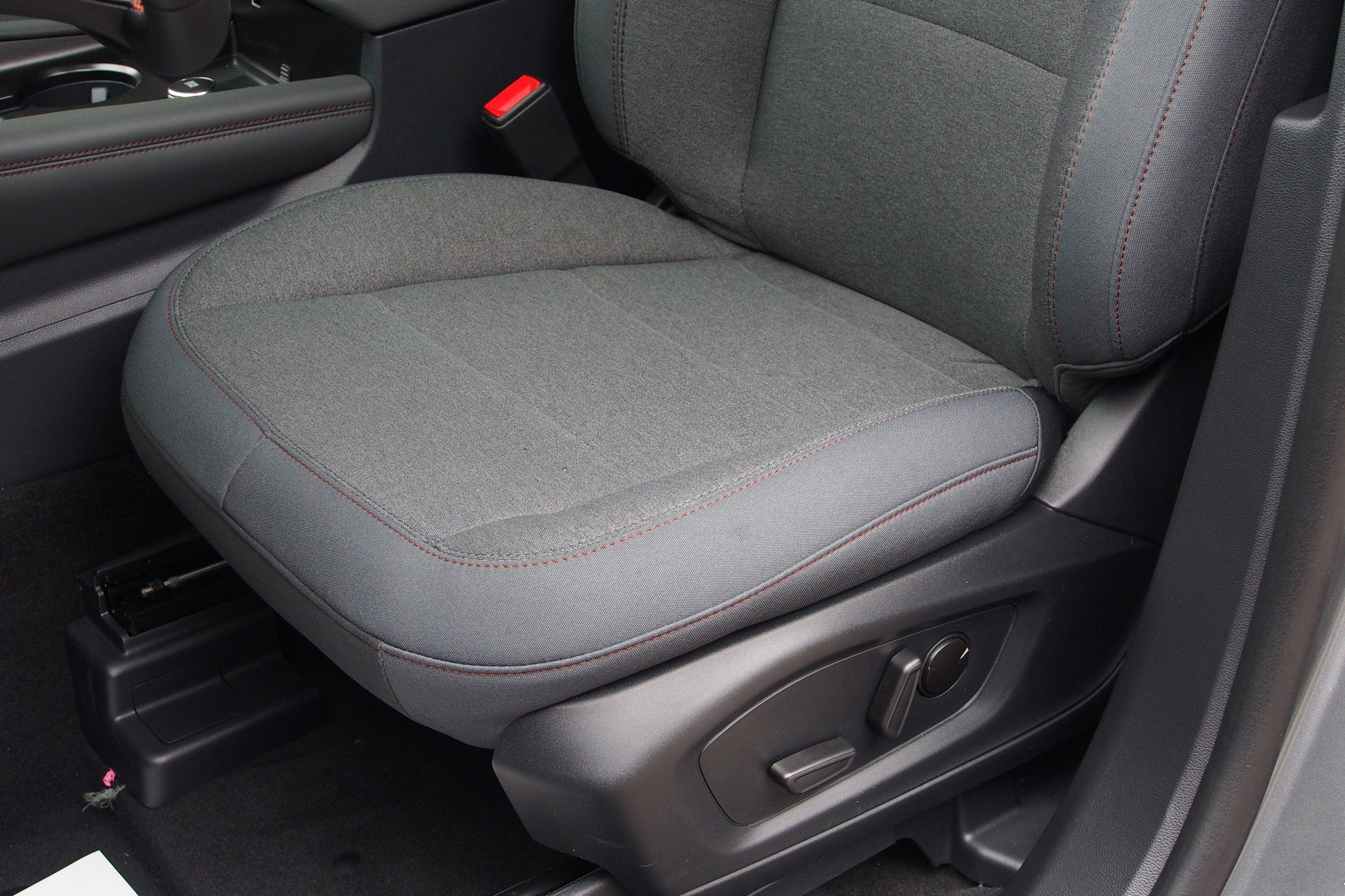 2025 Ford Explorer Active - Crossroads Courtesy Demo