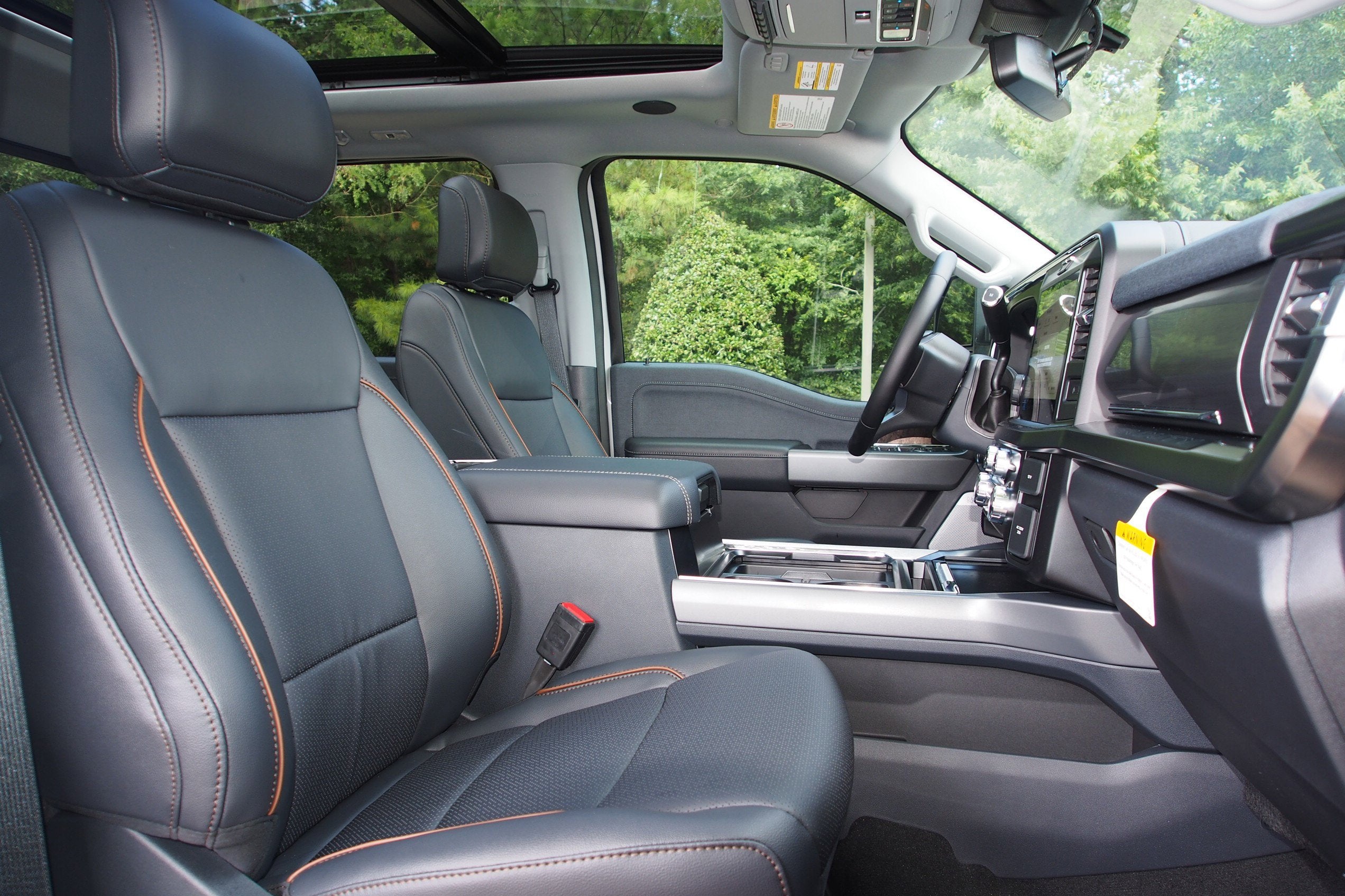 2025 Ford Super Duty F-350 SRW LARIAT