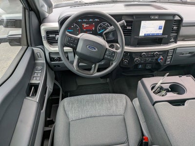 2026 Ford Super Duty F-450 DRW XLT