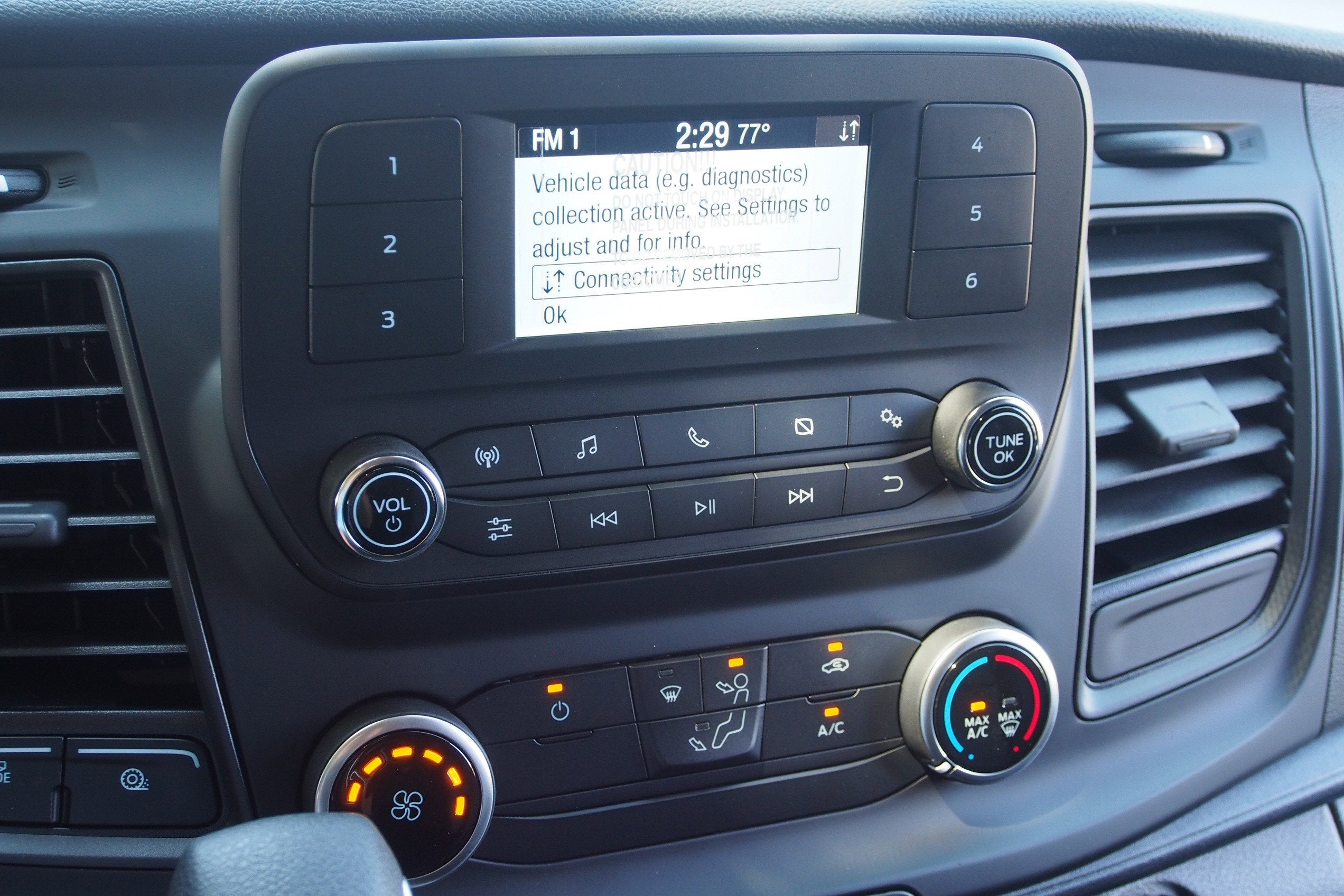 2025 Ford Transit Cargo Van Base