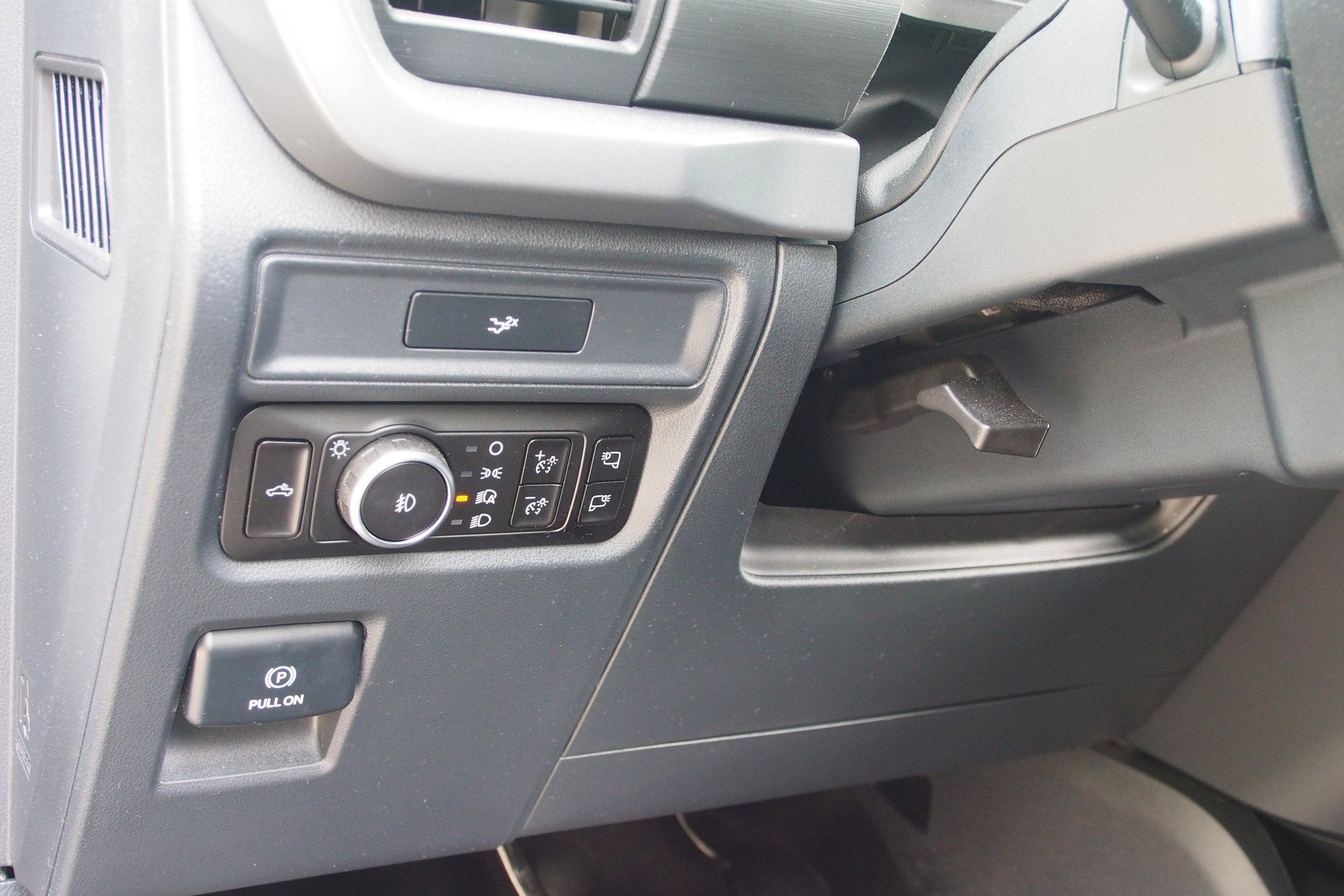 2026 Ford F-150 XLT - Crossroads Courtesy Demo