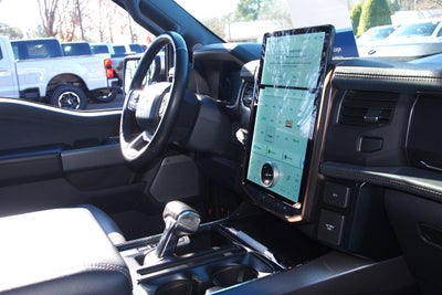 2023 Ford F-150 Lightning LARIAT