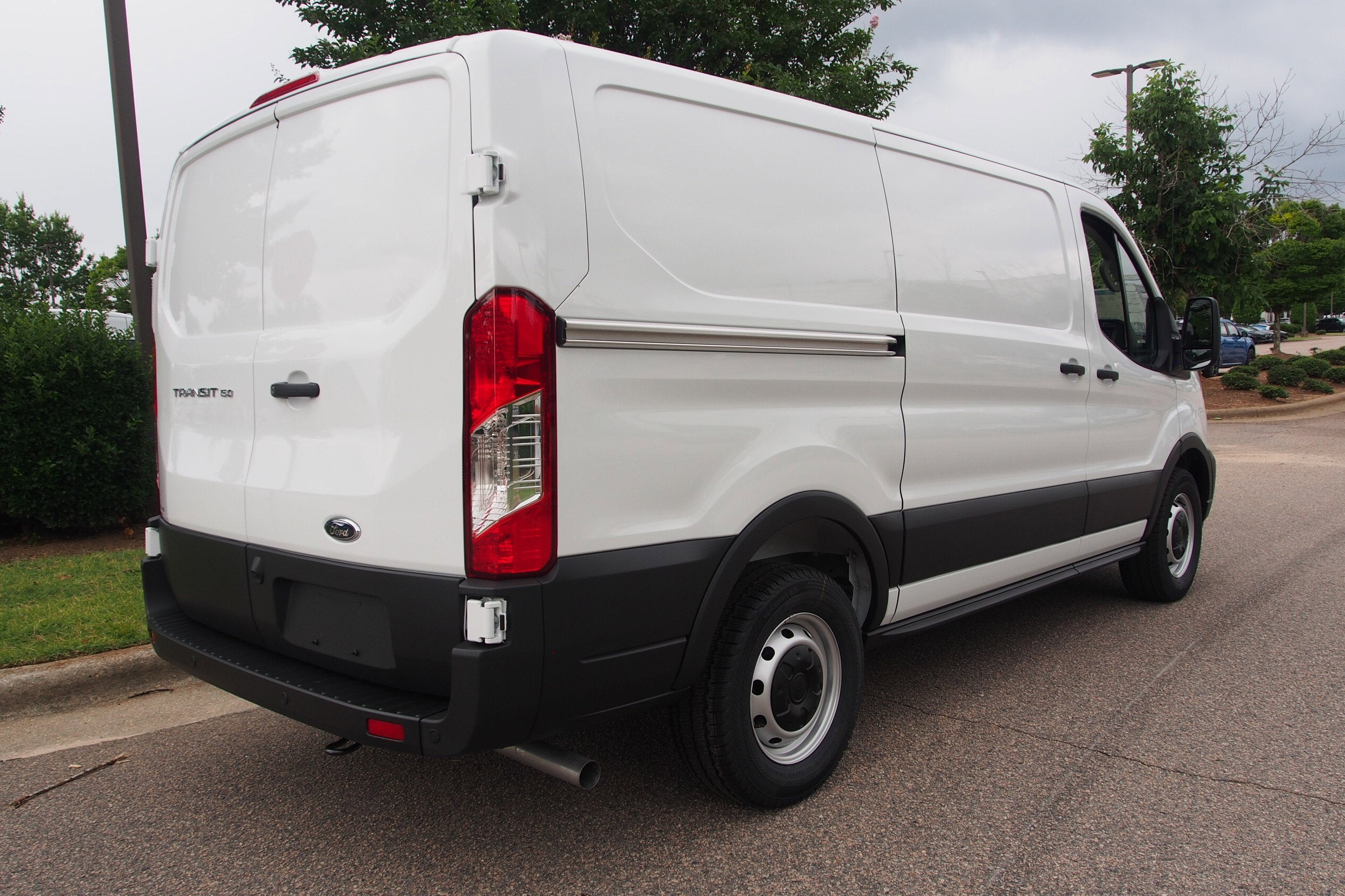 2025 Ford Transit Cargo Van Base