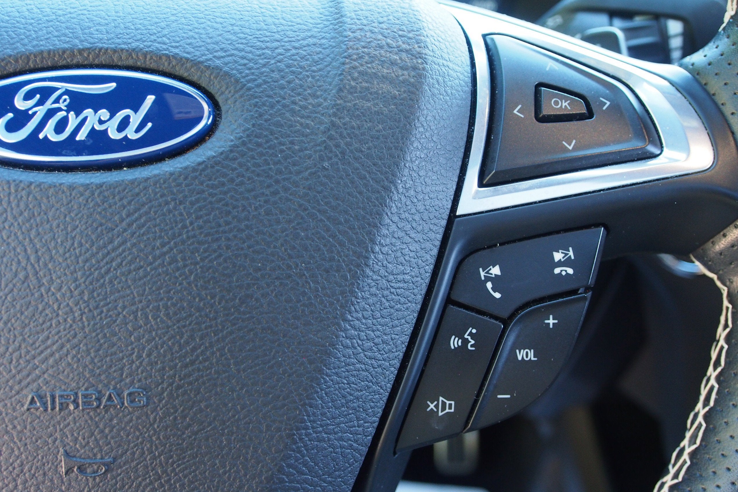 2019 Ford Edge ST