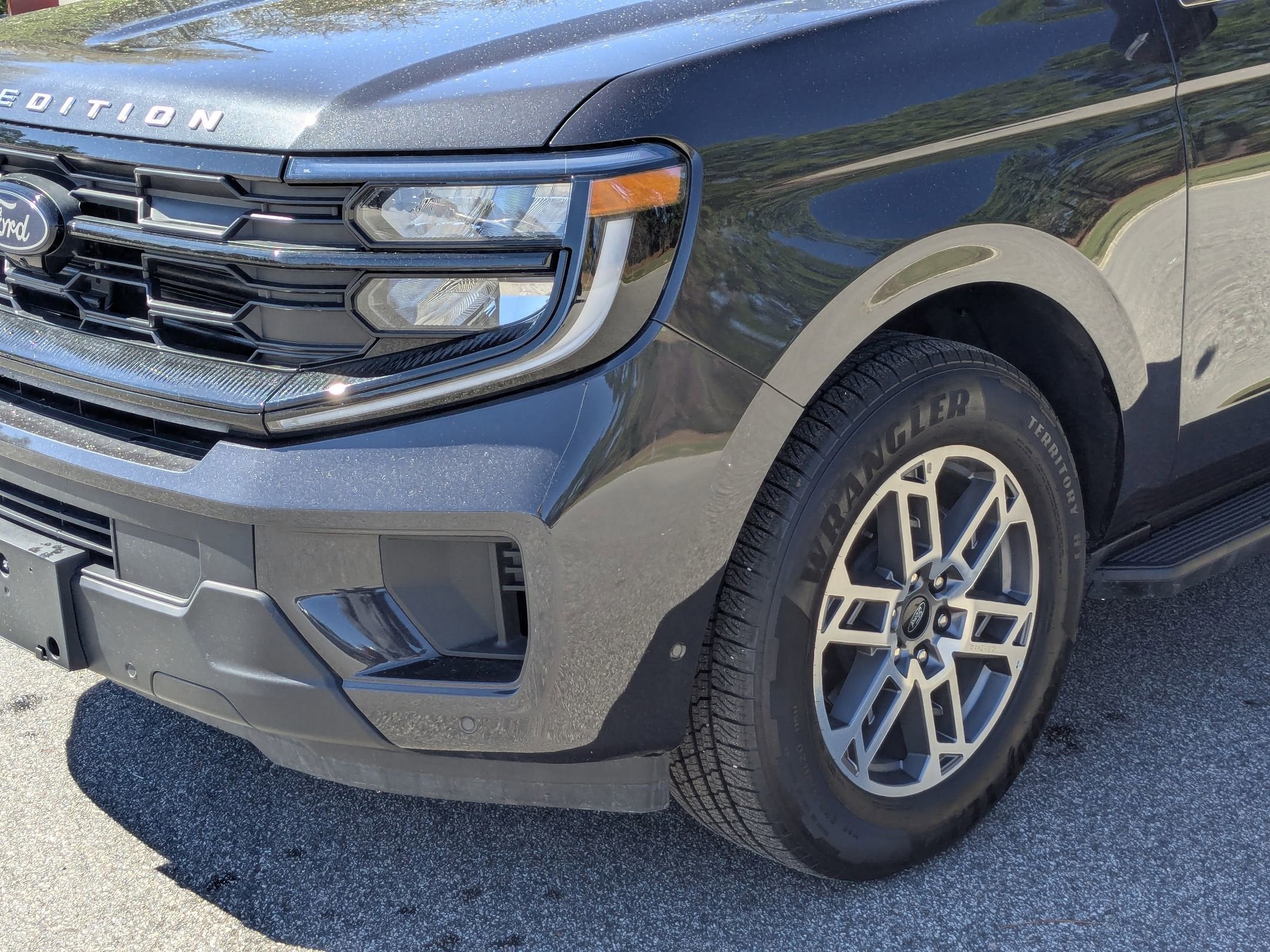 2025 Ford Expedition Active