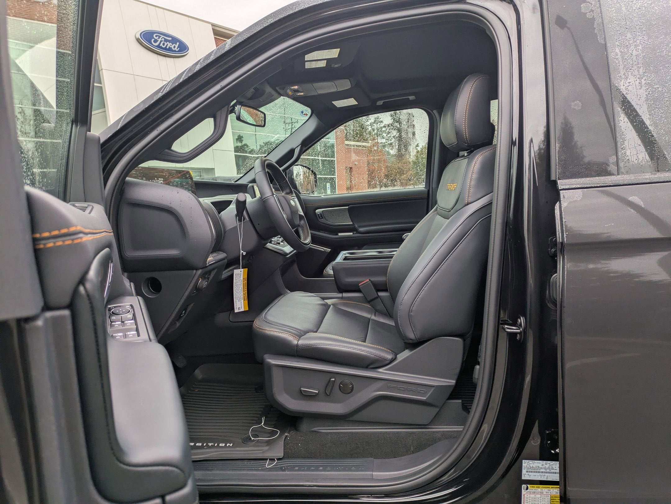 2025 Ford Expedition Tremor