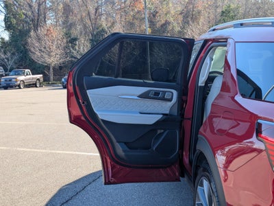 2025 Ford Explorer Platinum