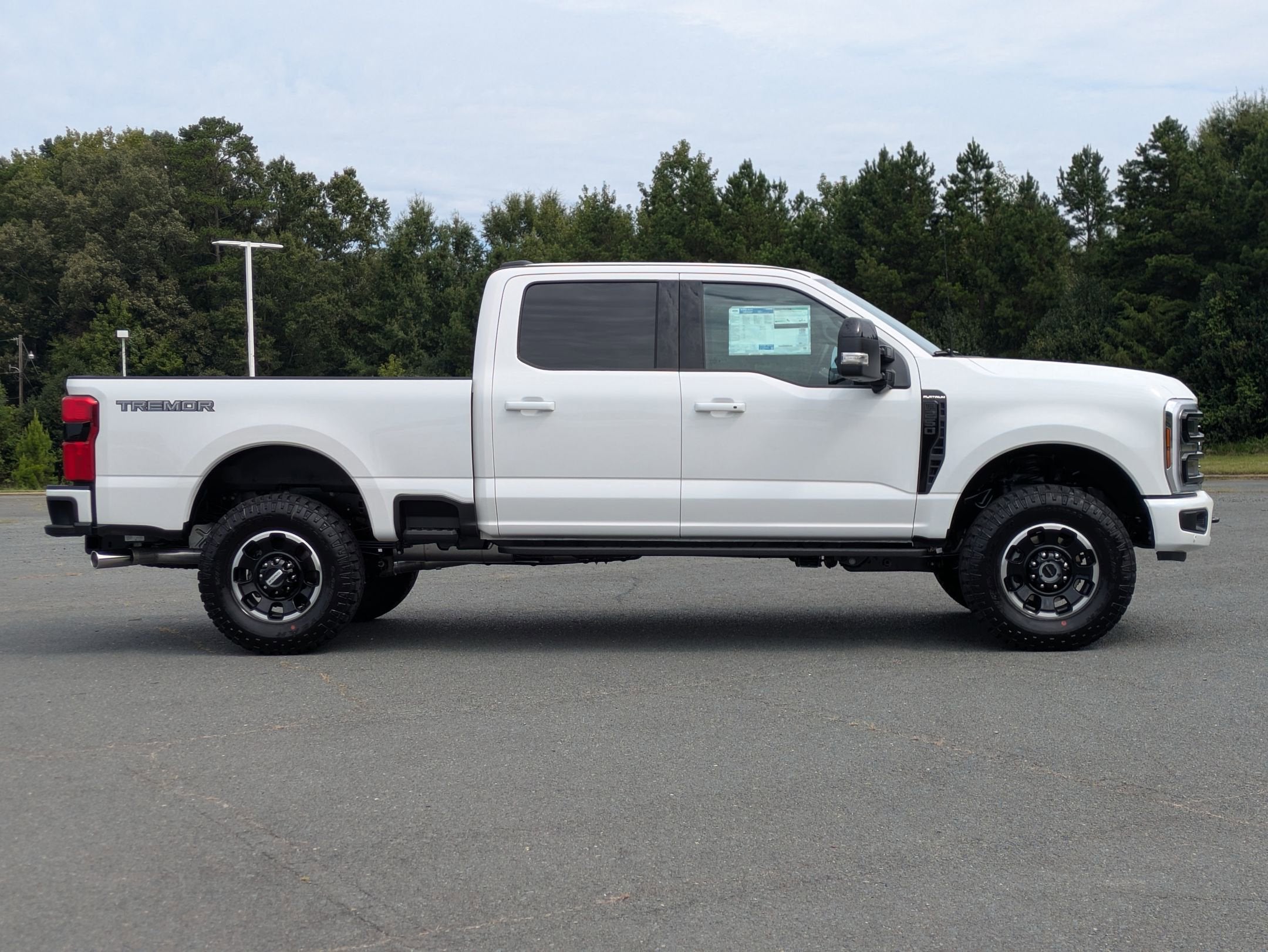 2026 Ford Super Duty F-250 SRW Platinum